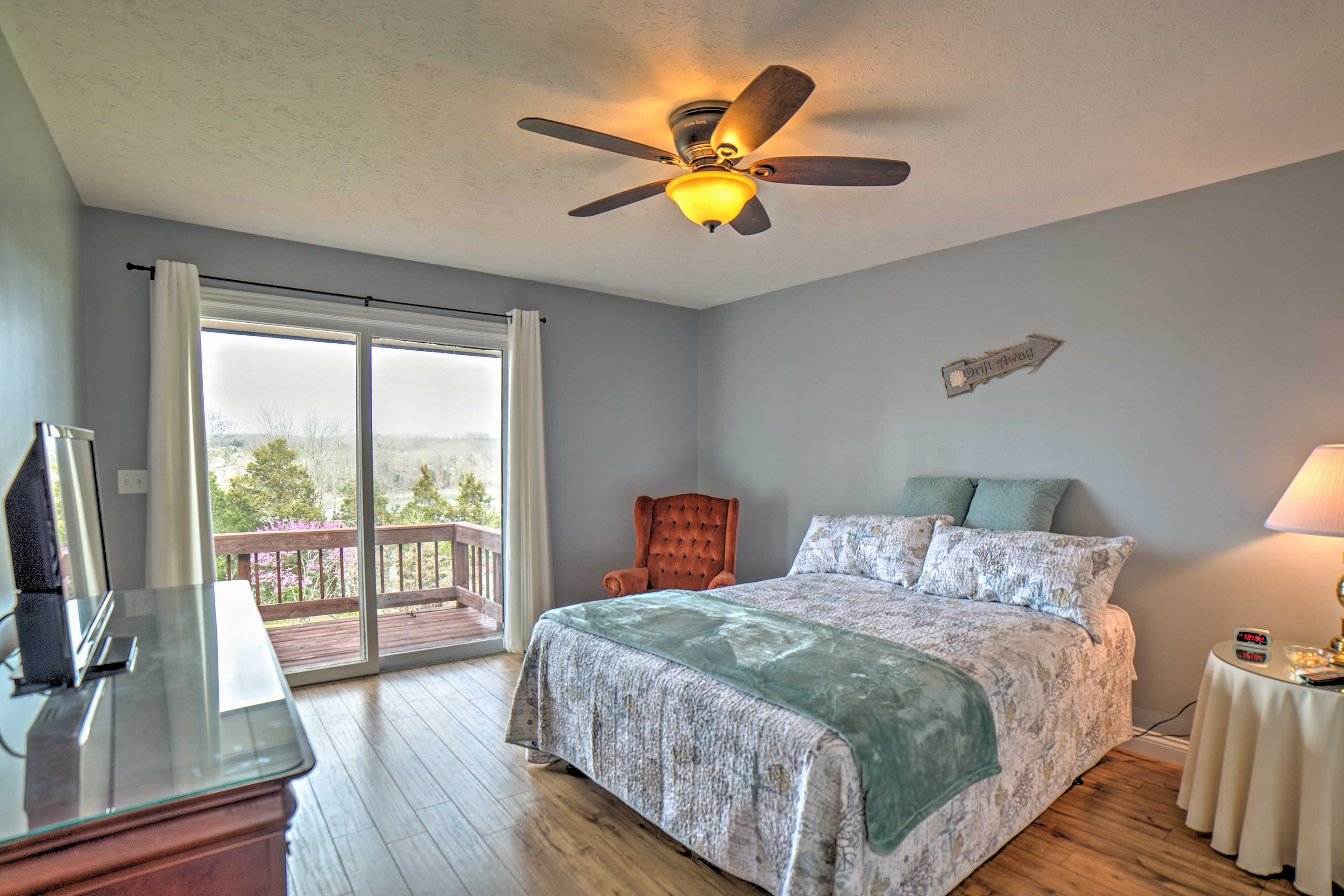 Bedroom 1 | Queen Bed | Deck Access