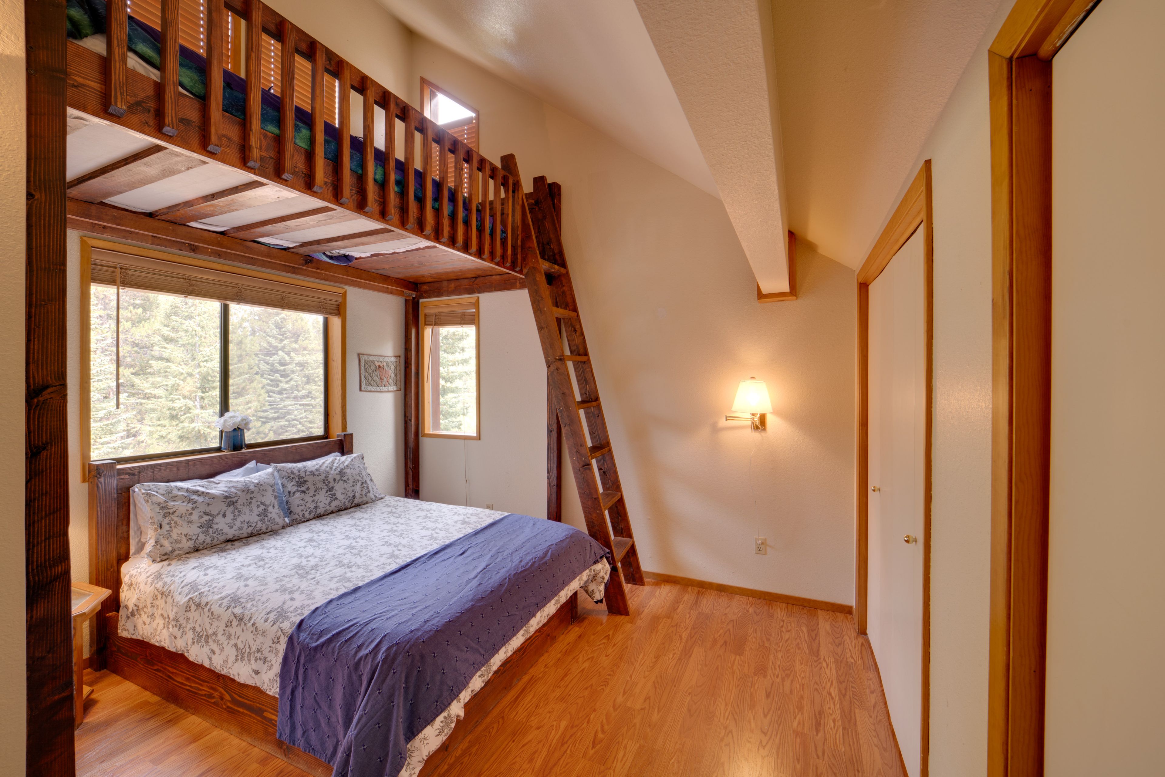 Bedroom 2 | Full/Queen Bunk Bed | 1st Floor