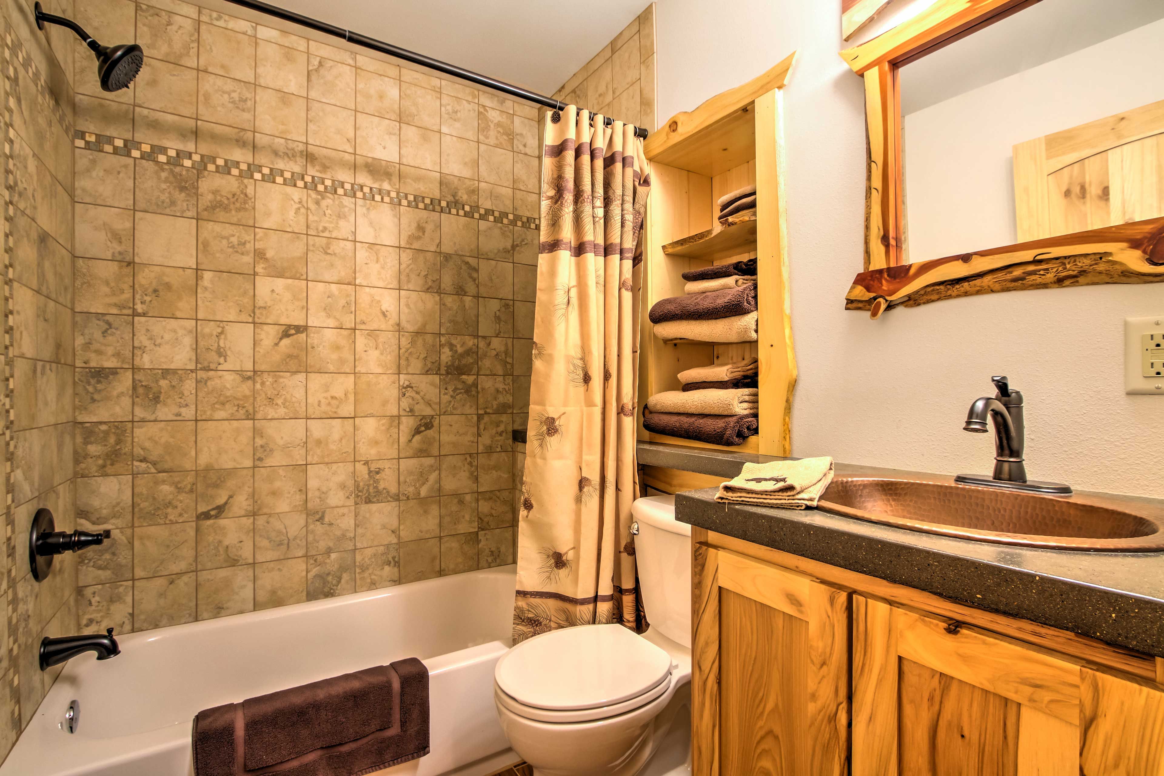Bathroom | Towels Provided