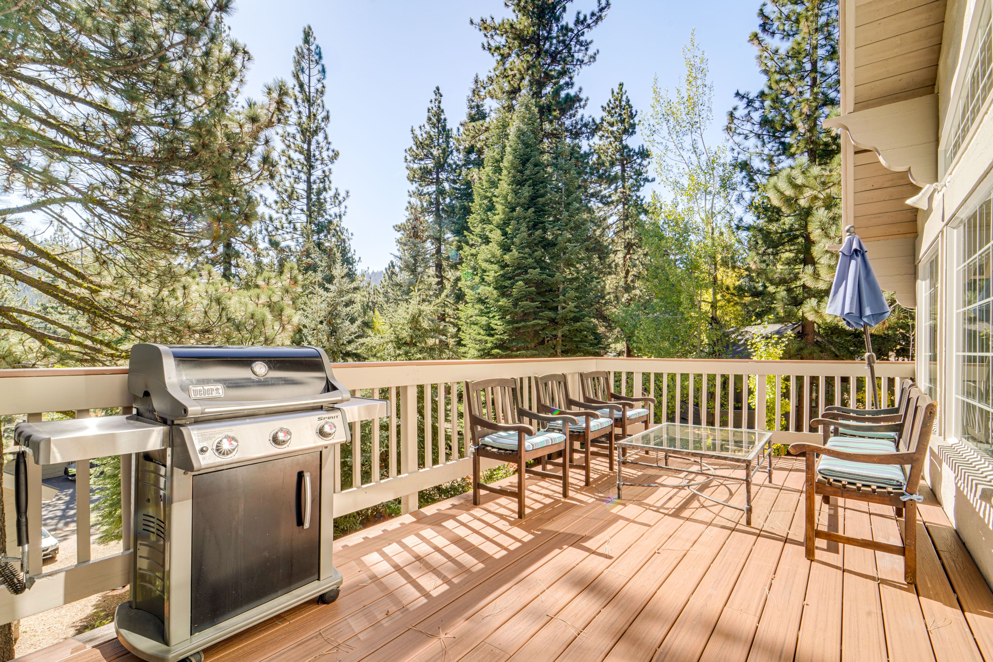 Furnished Deck | Gas Grill | Mountain Views
