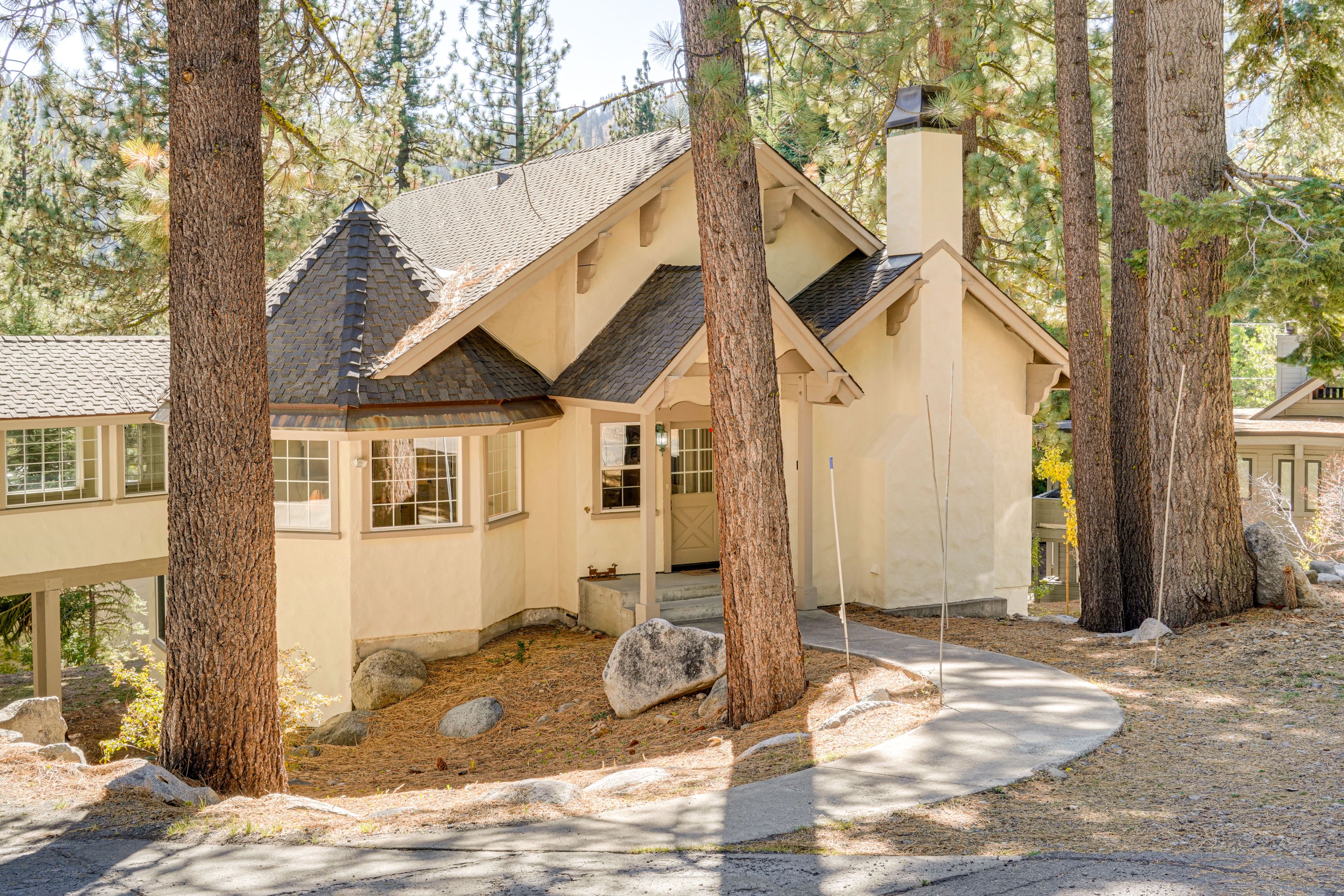 Property Exterior | Front
