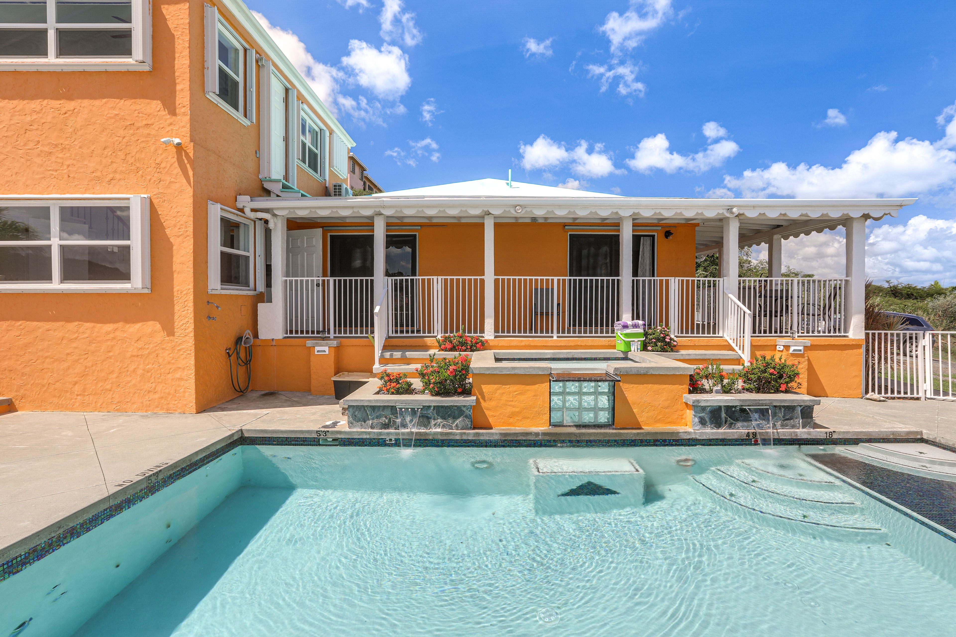 Exterior | Outdoor Pool | Hot Tub | Harbor Views