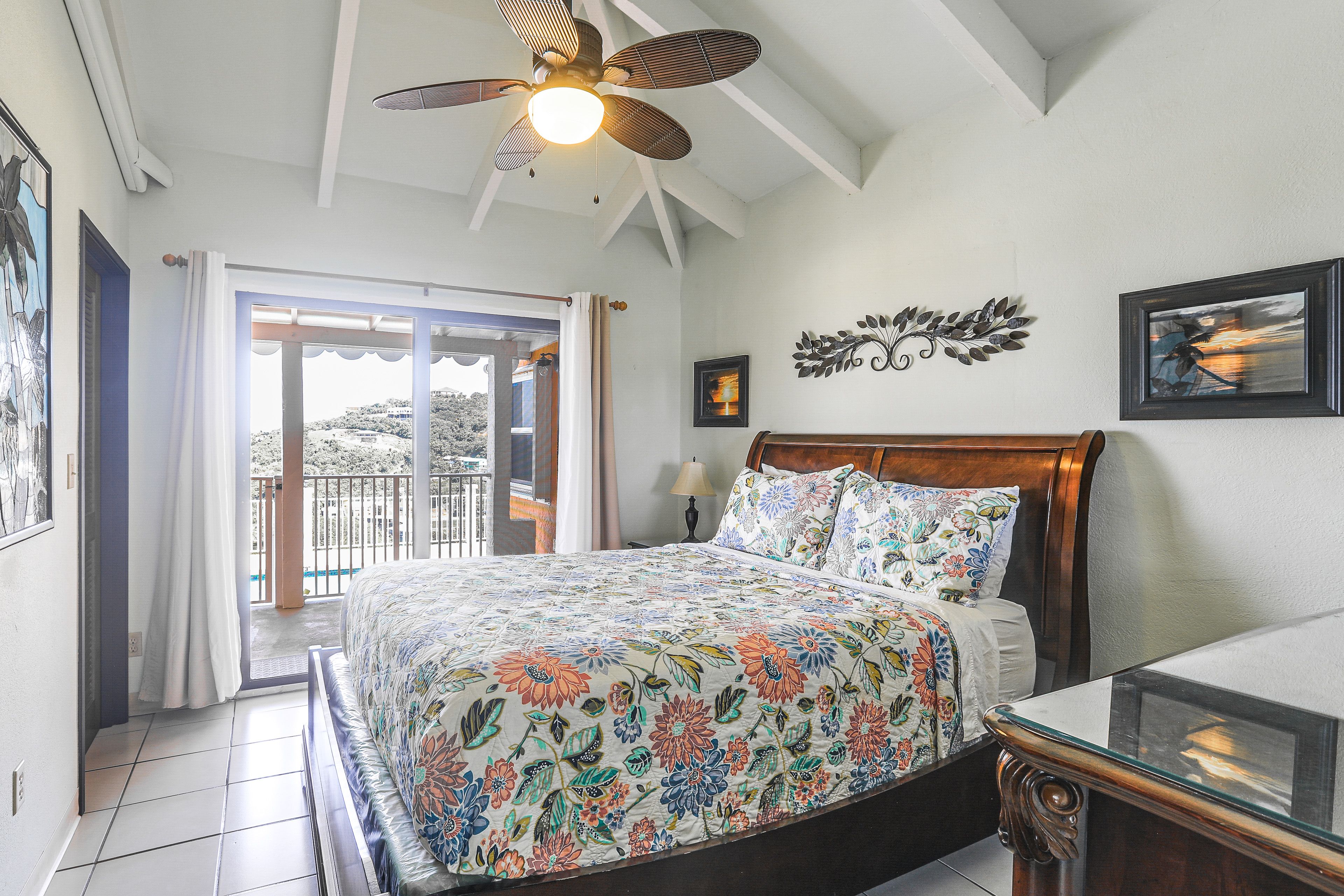 Bedroom 2 | Queen Bed