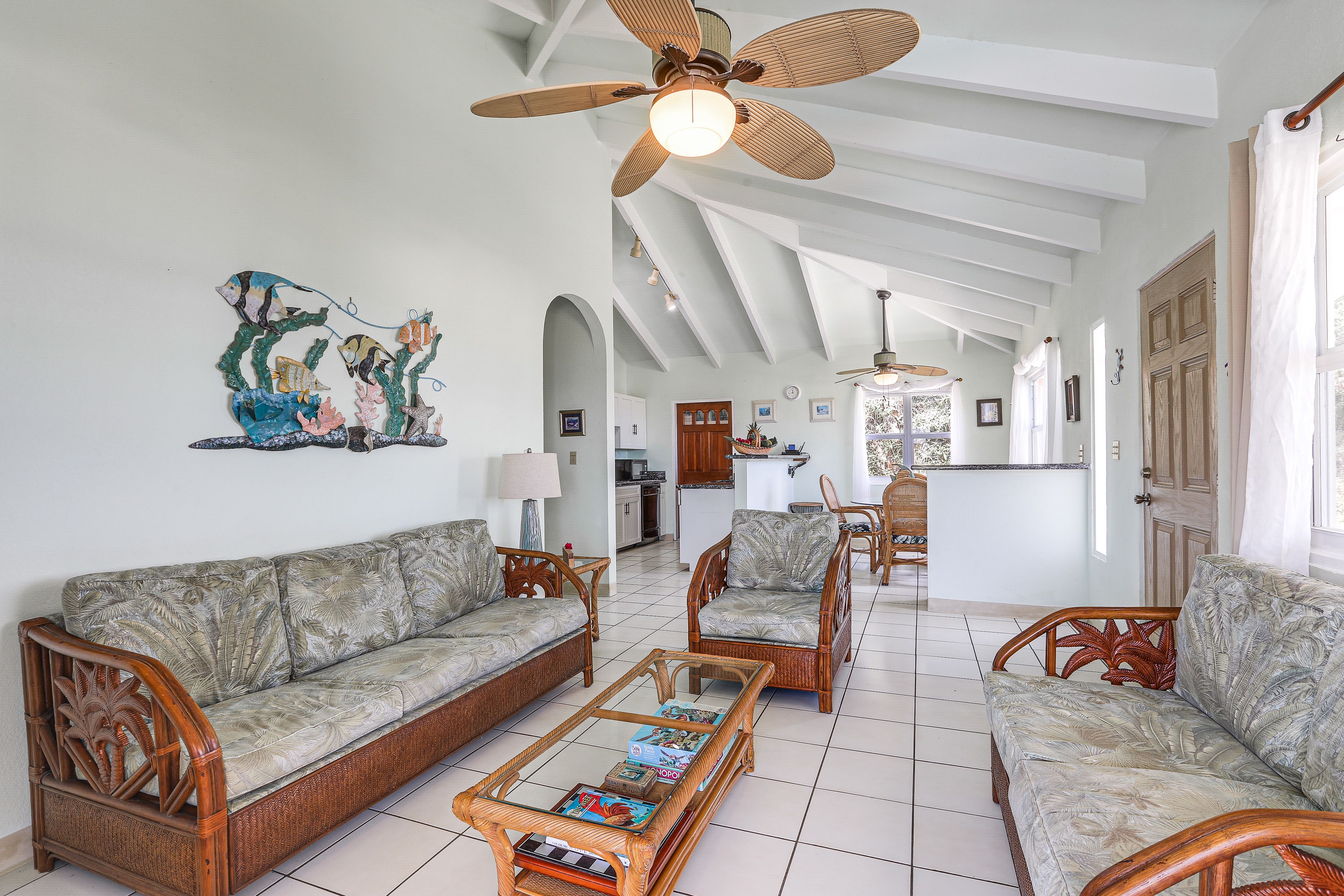 Living Room | Cable TV | Balcony Access