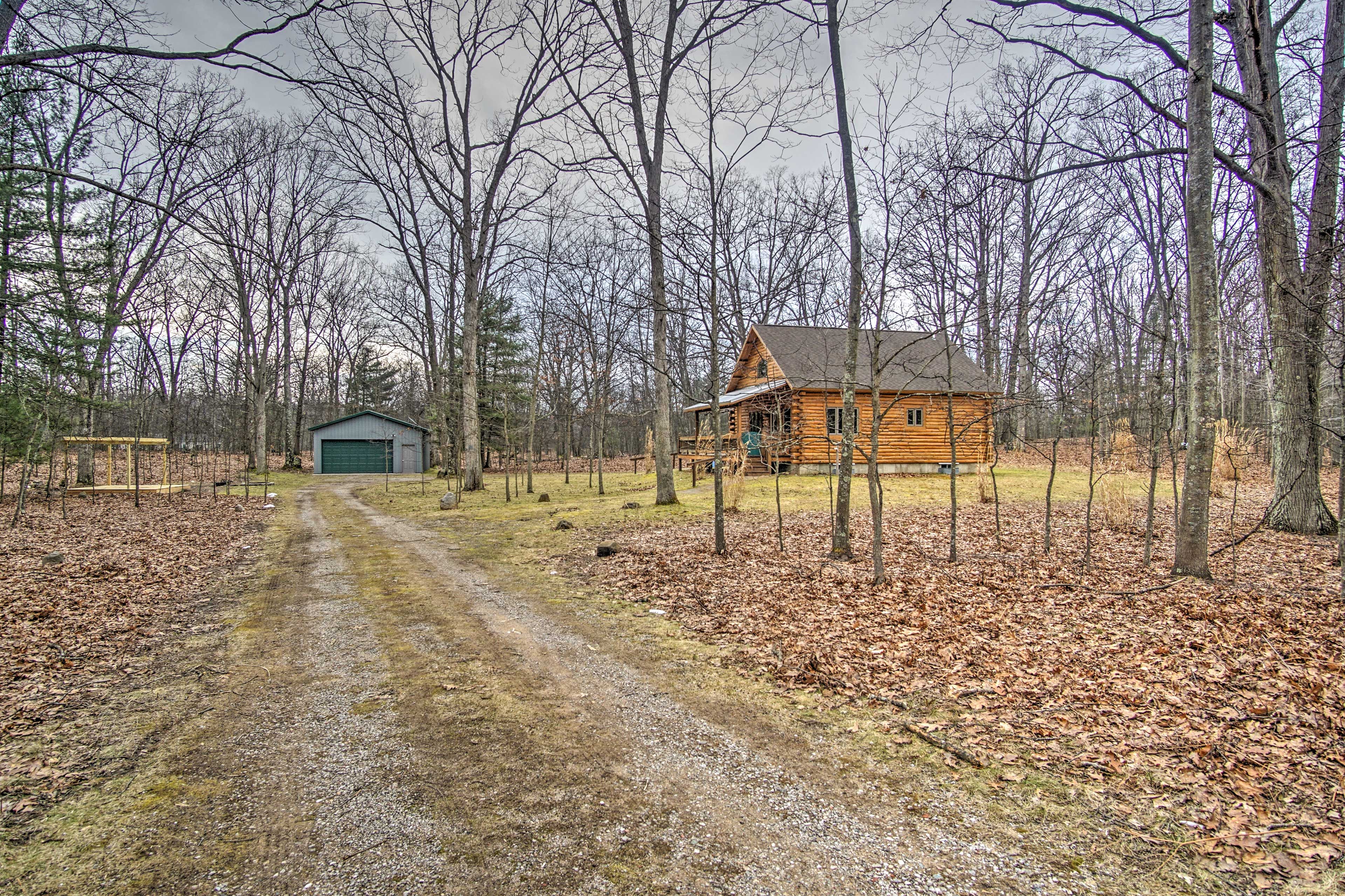 Driveway parking is available for 4 vehicles.