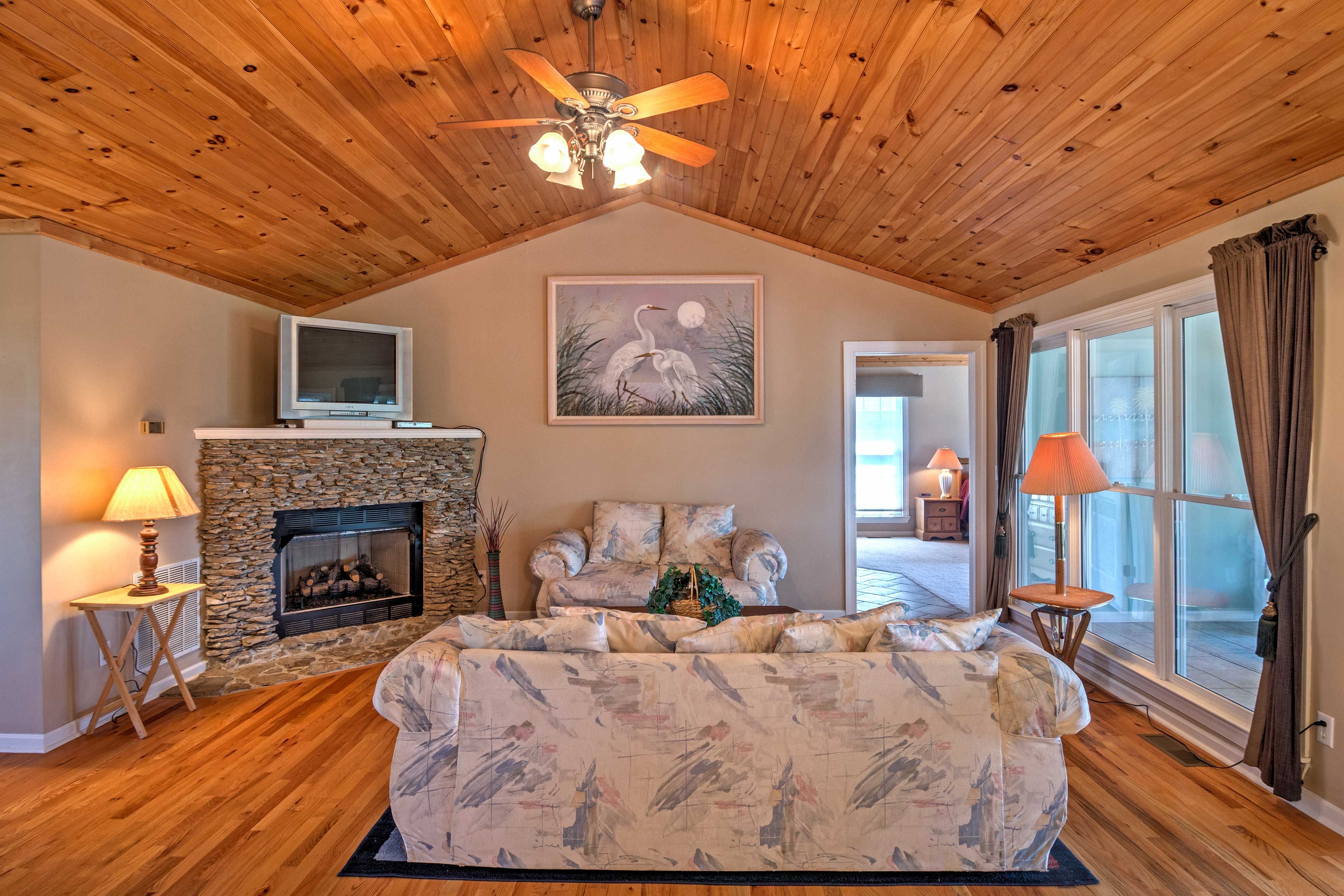 There's plenty of cozy seating for your group.
