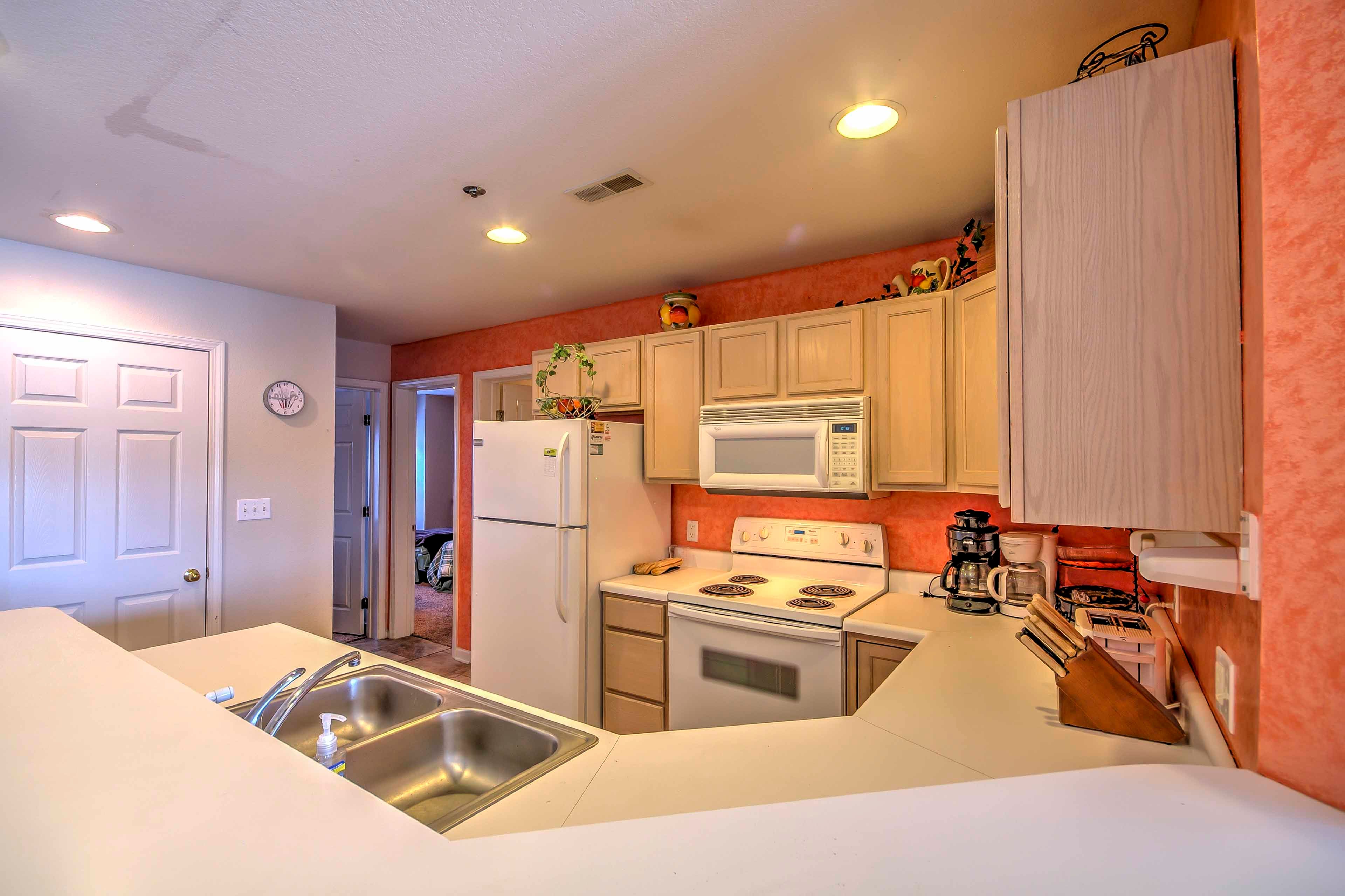 You'll love preparing meals in this fully equipped kitchen.