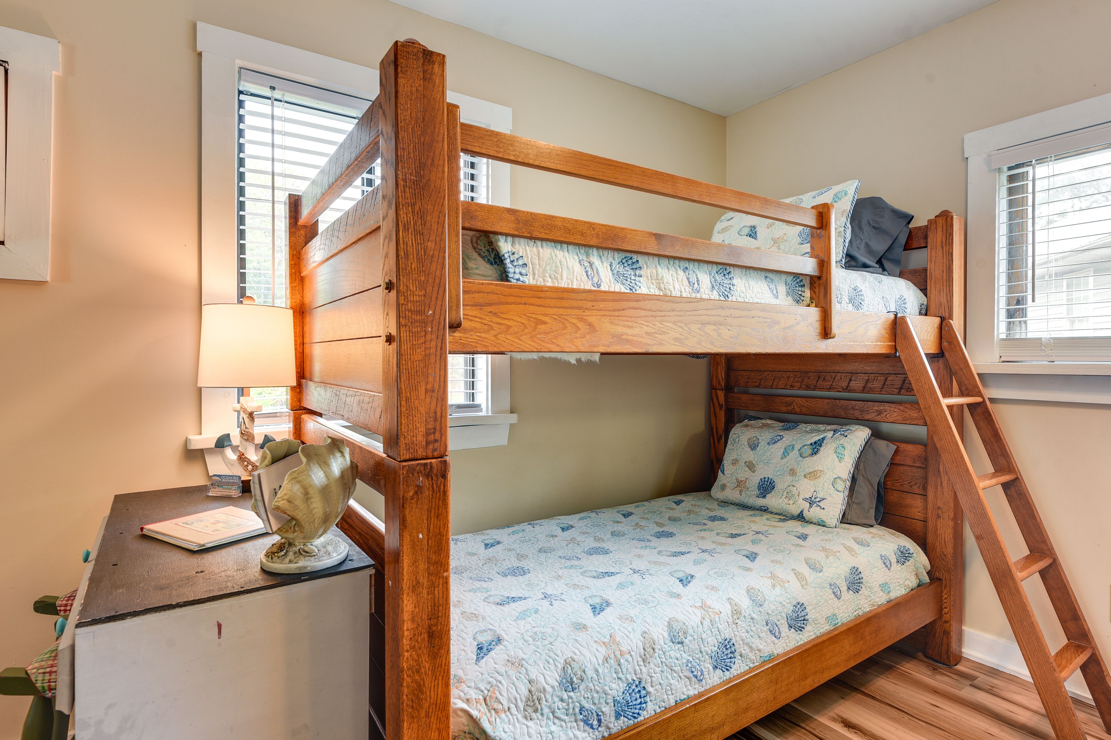 Living Room | Twin Bunk Bed
