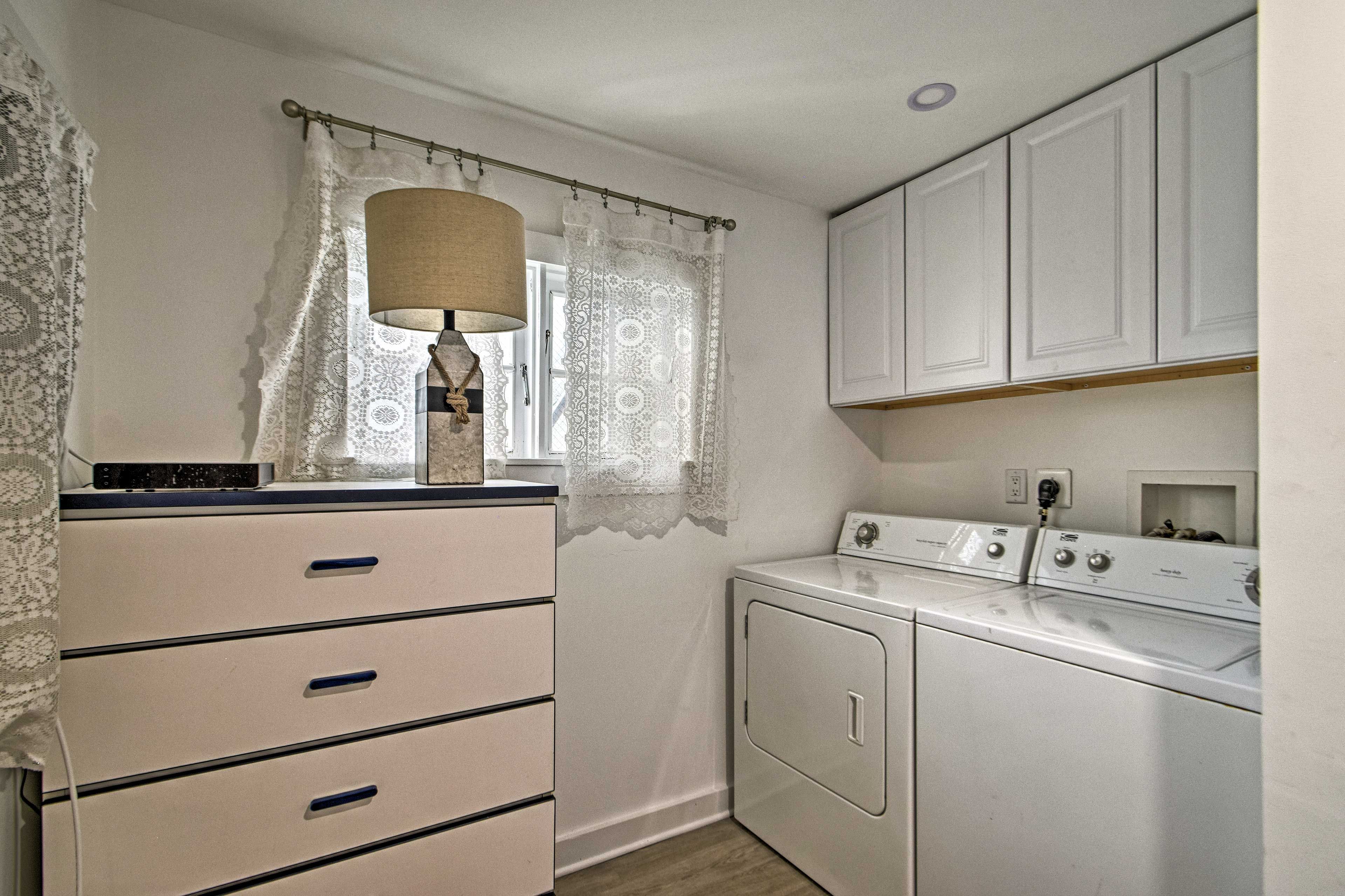Bedroom | Laundry Machines