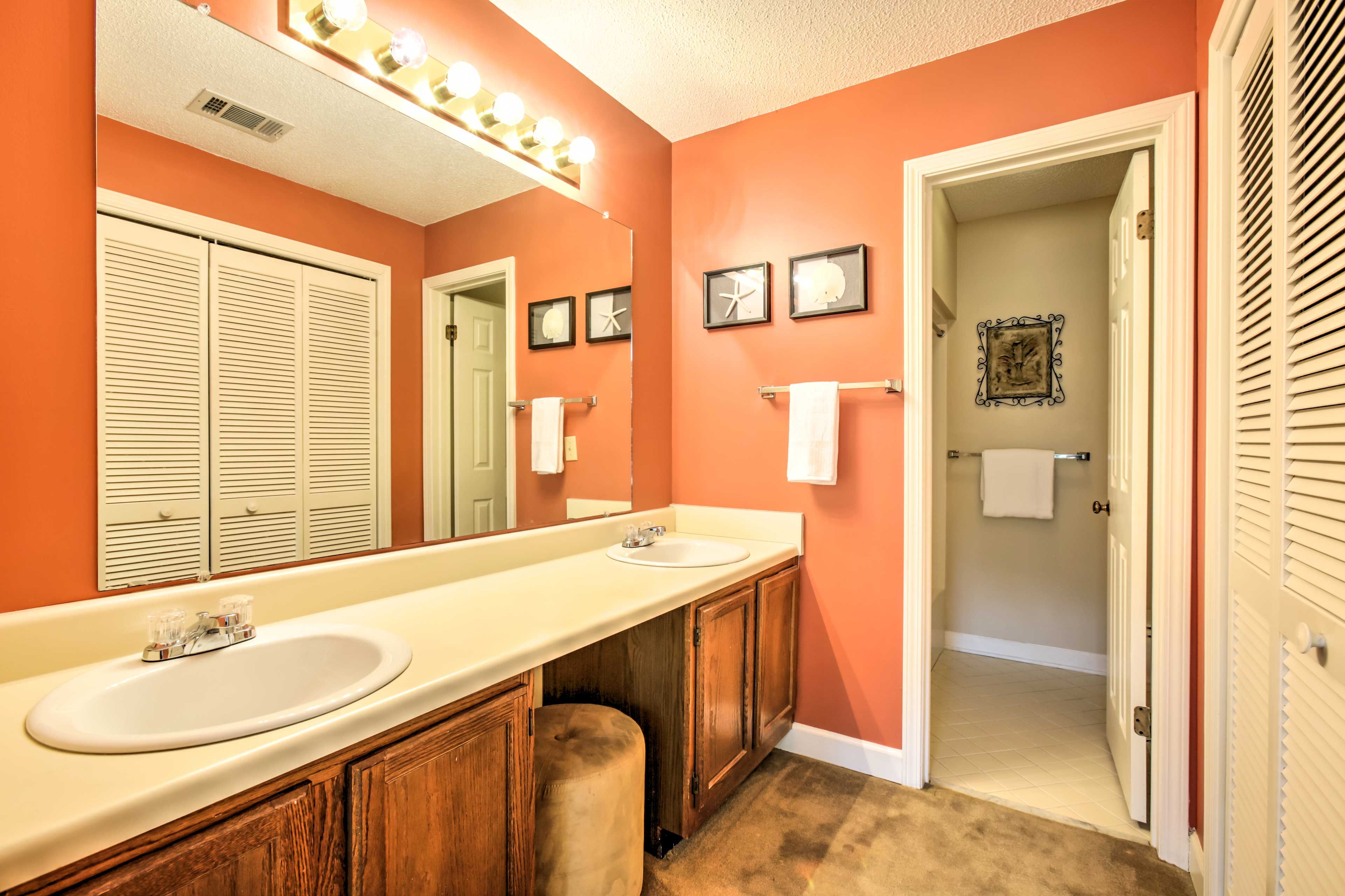En-Suite Bathroom