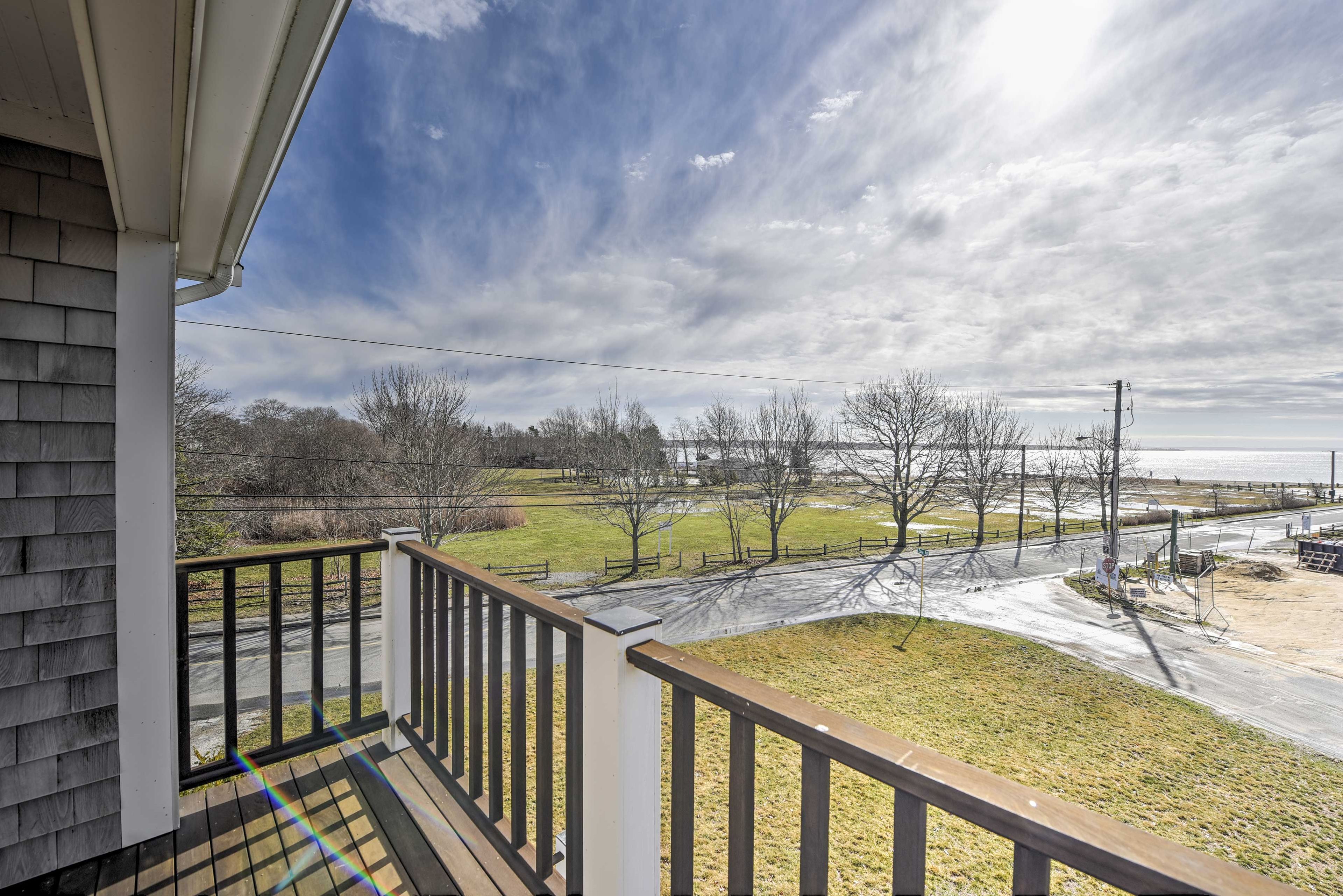 Private Deck | Outdoor Dining | Gas Grill