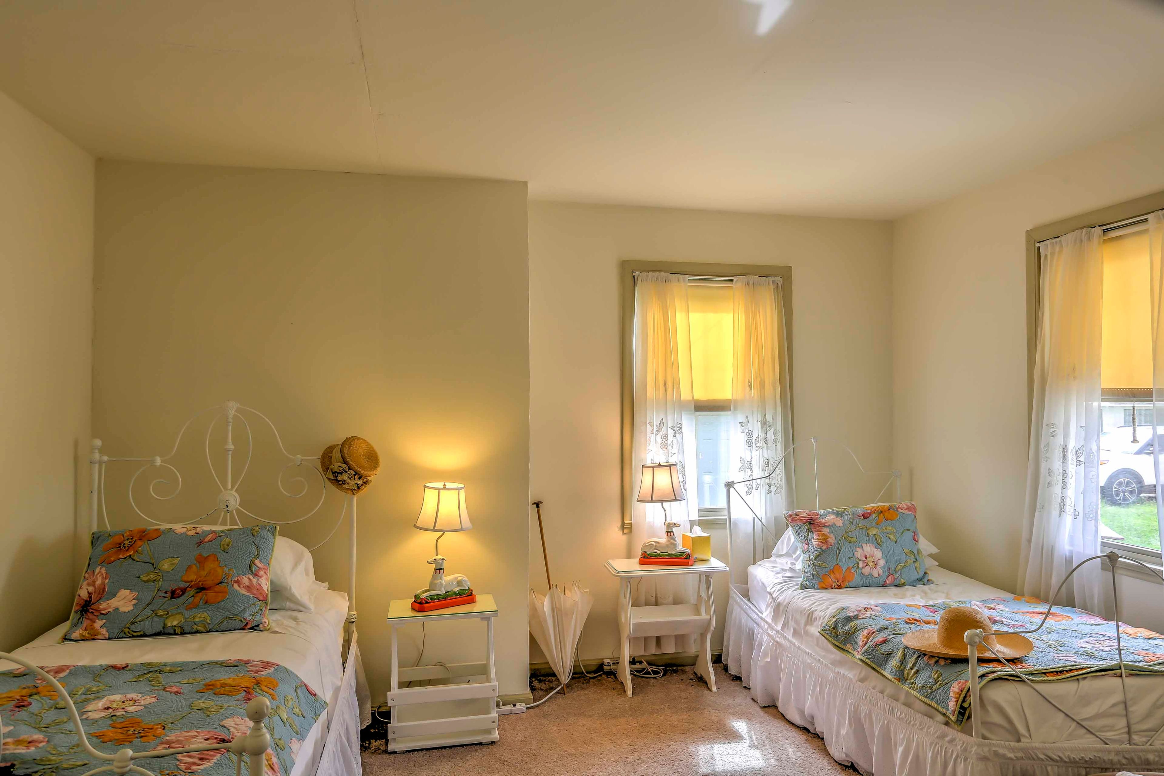 Bedroom 2 | 2 Twin Beds