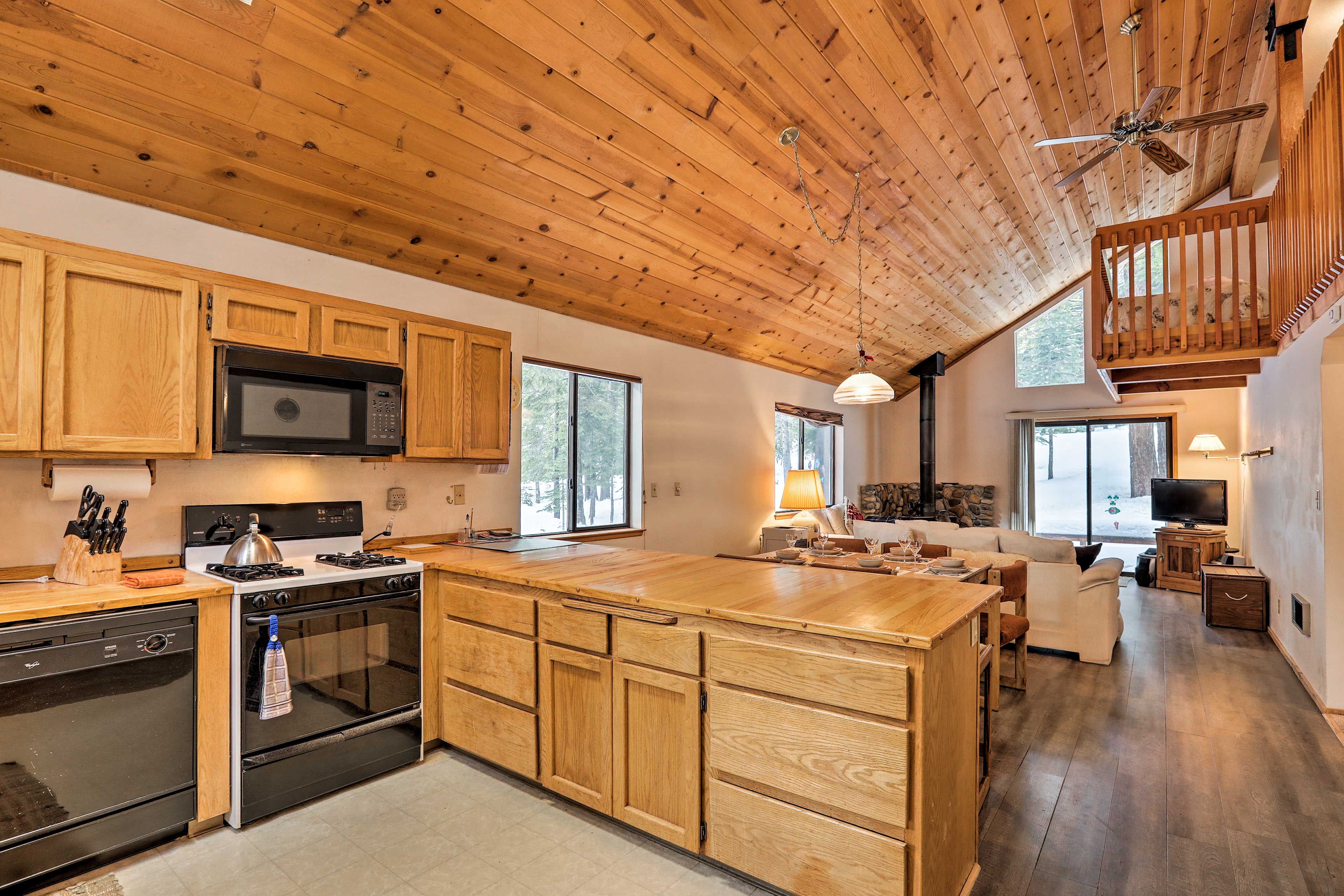 Prepare tasty meals in the fully equipped kitchen.