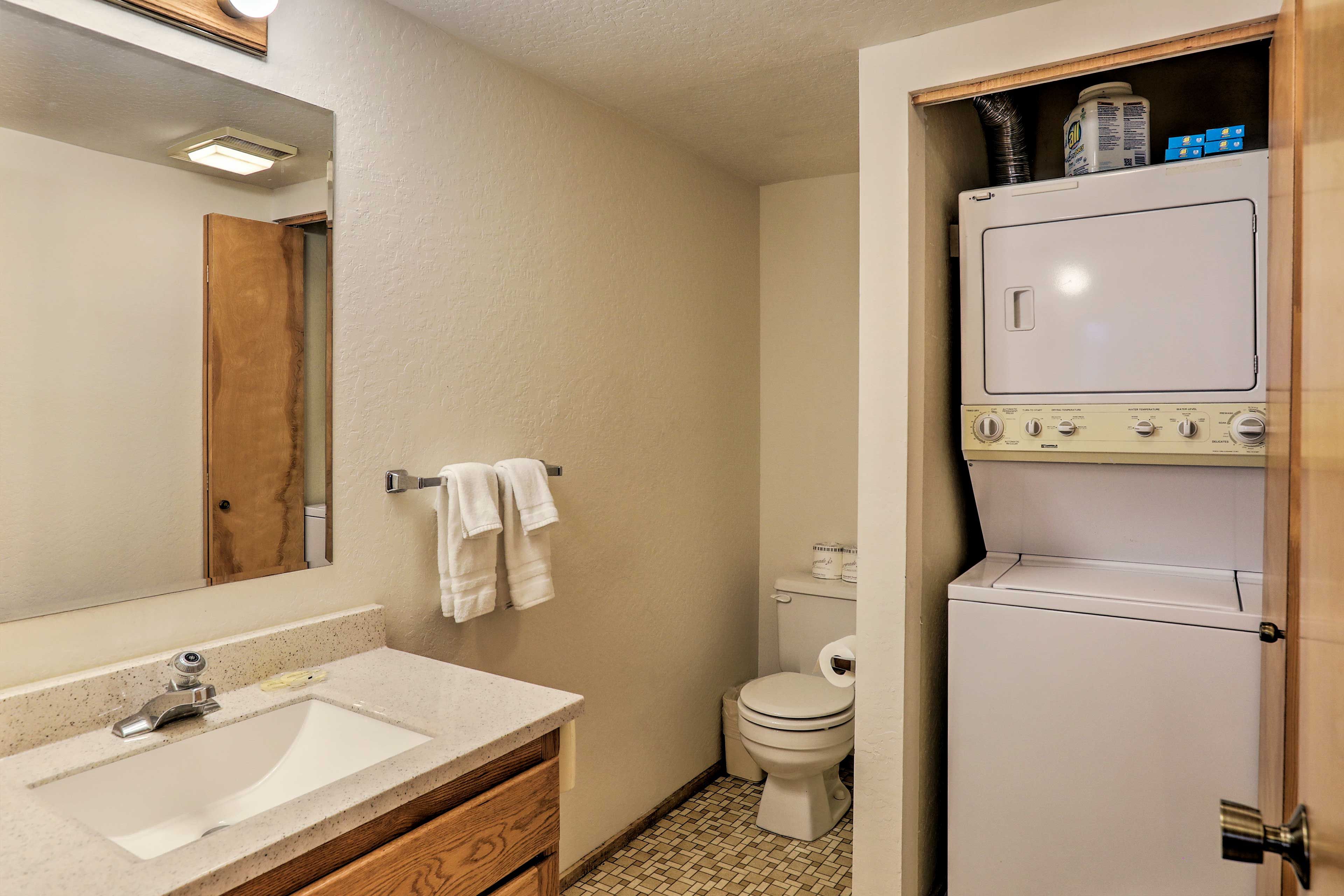With 2.5 pristine bathrooms, the home provides space for everyone to freshen up.