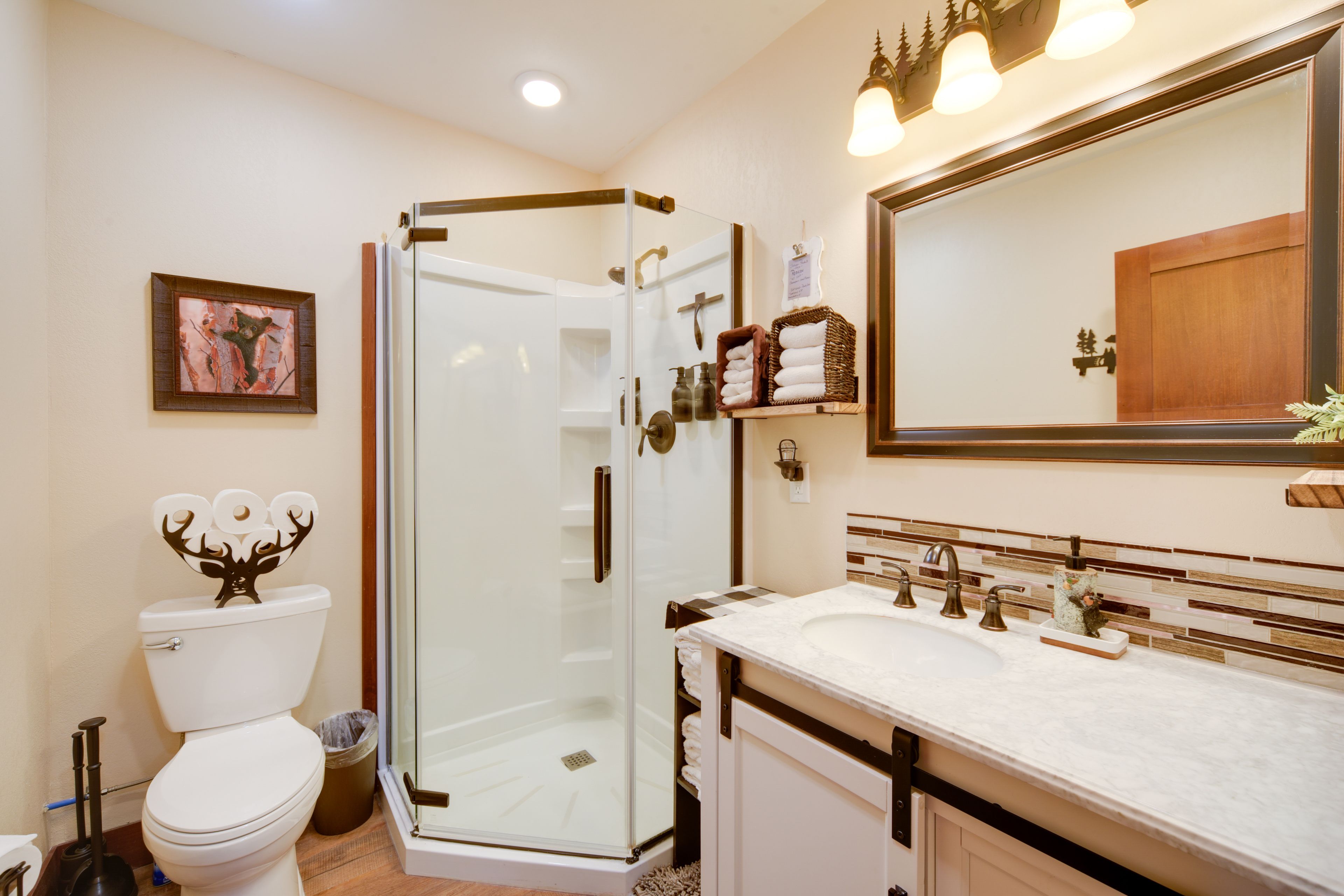 Full Bathroom