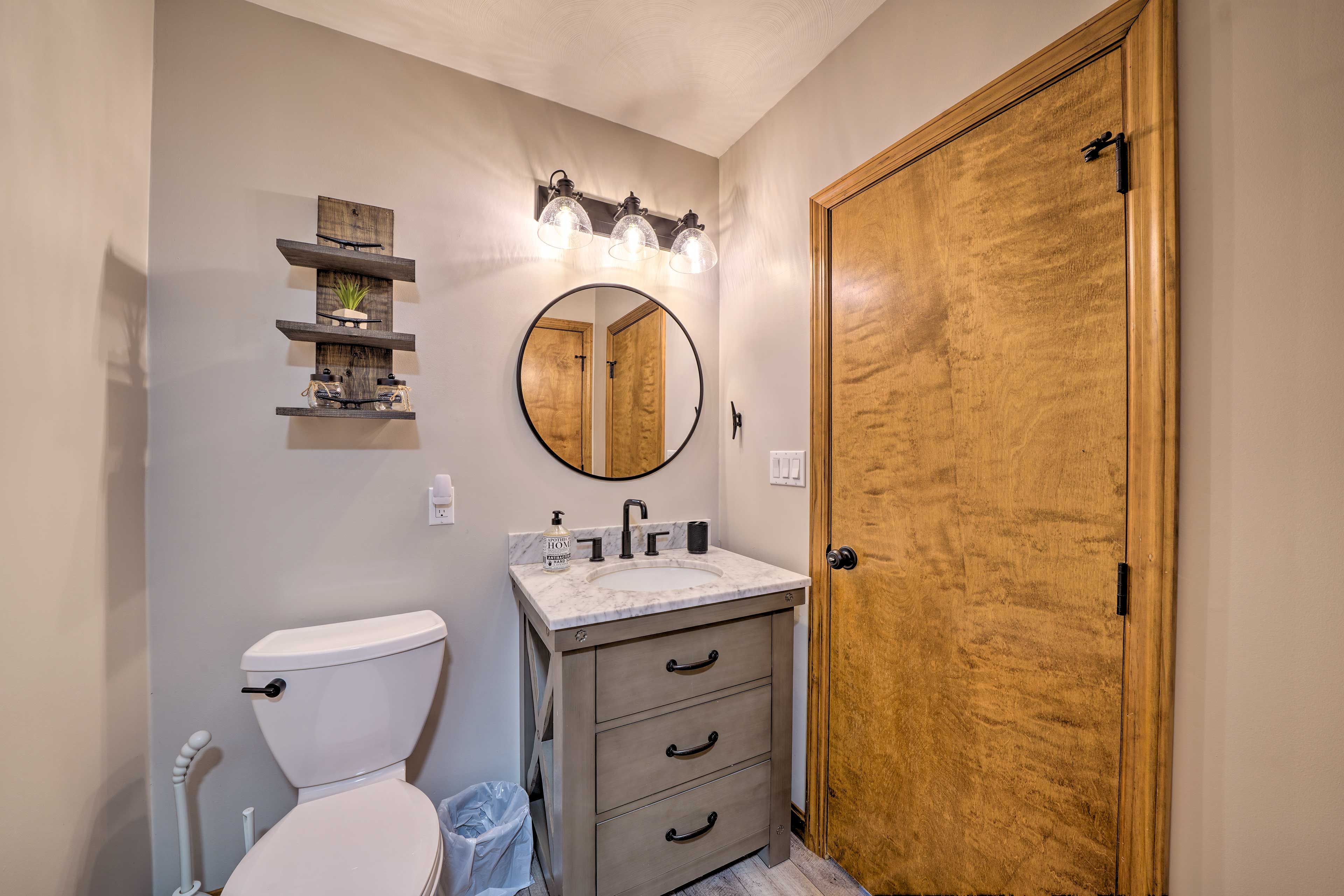 Bathroom | Towels Provided