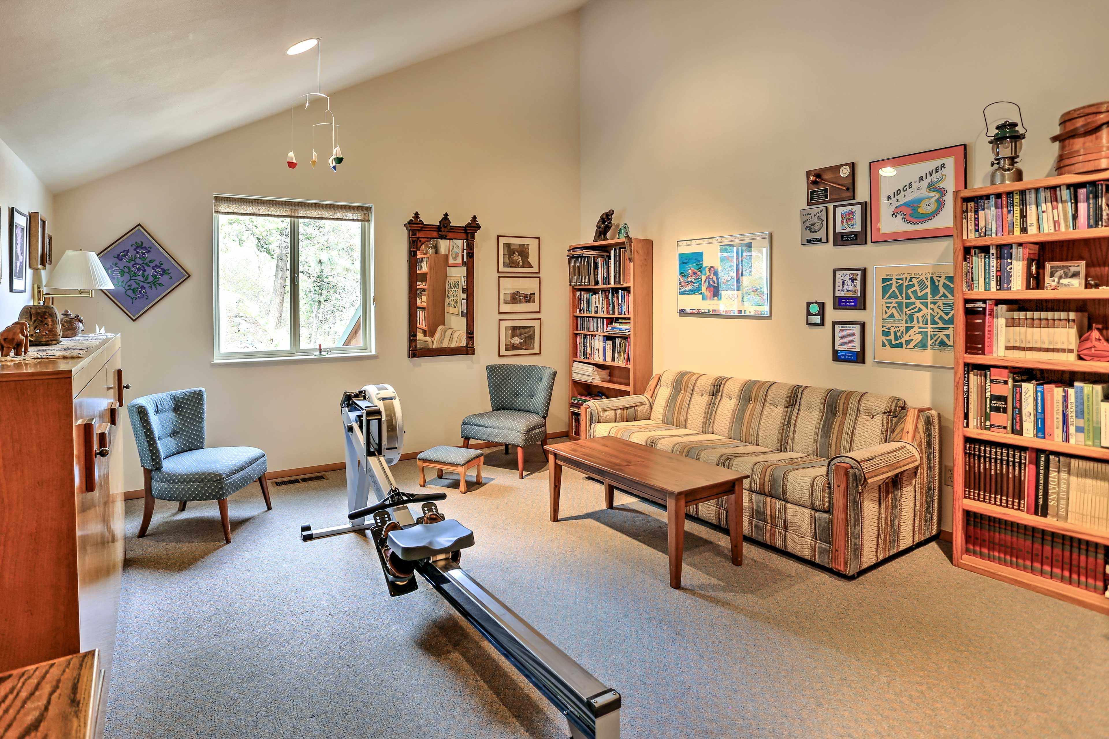 Library | Murphy Bed | Sleeper Sofa