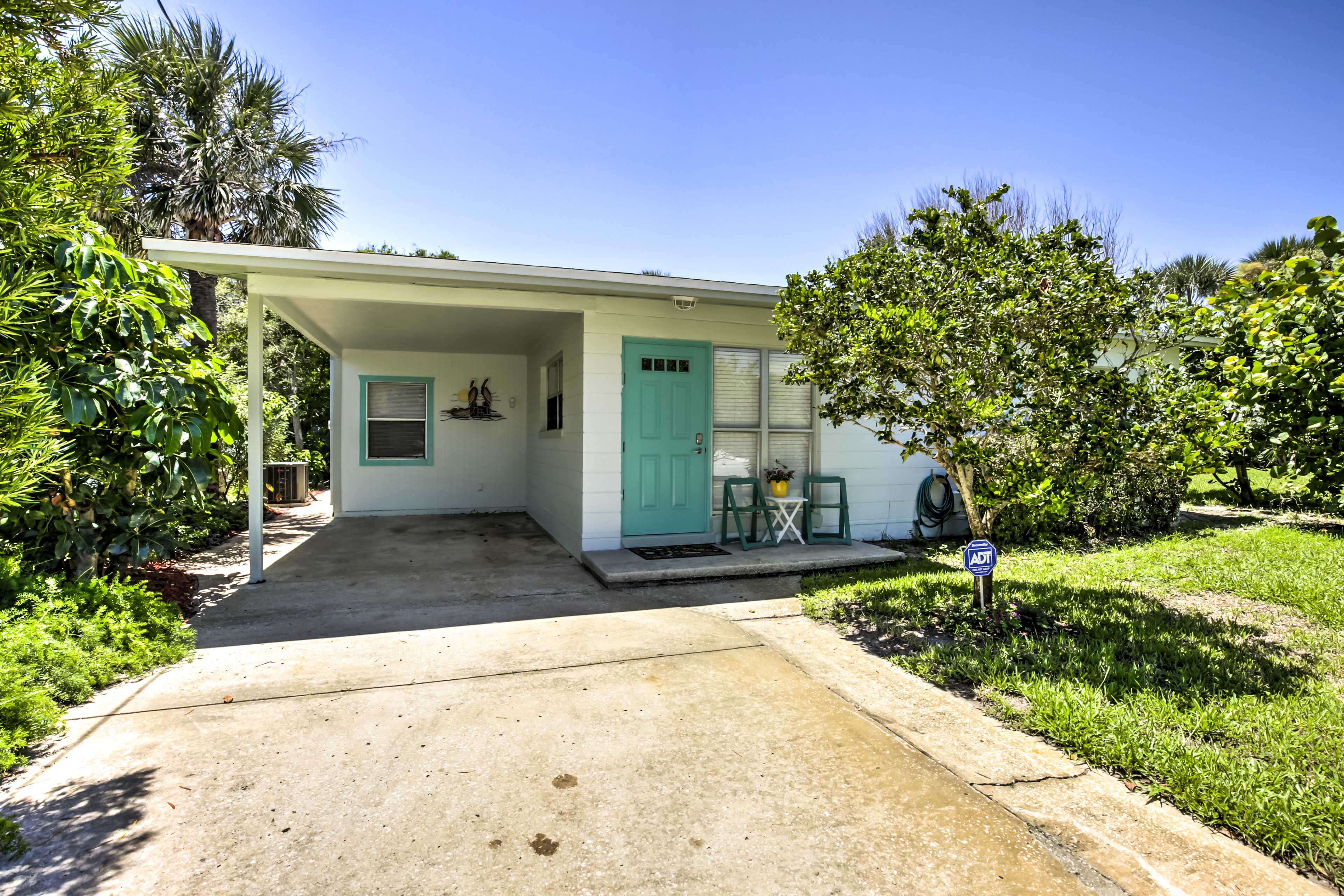 Parking | Carport (1 Vehicle) | Driveway (2 Vehicles)