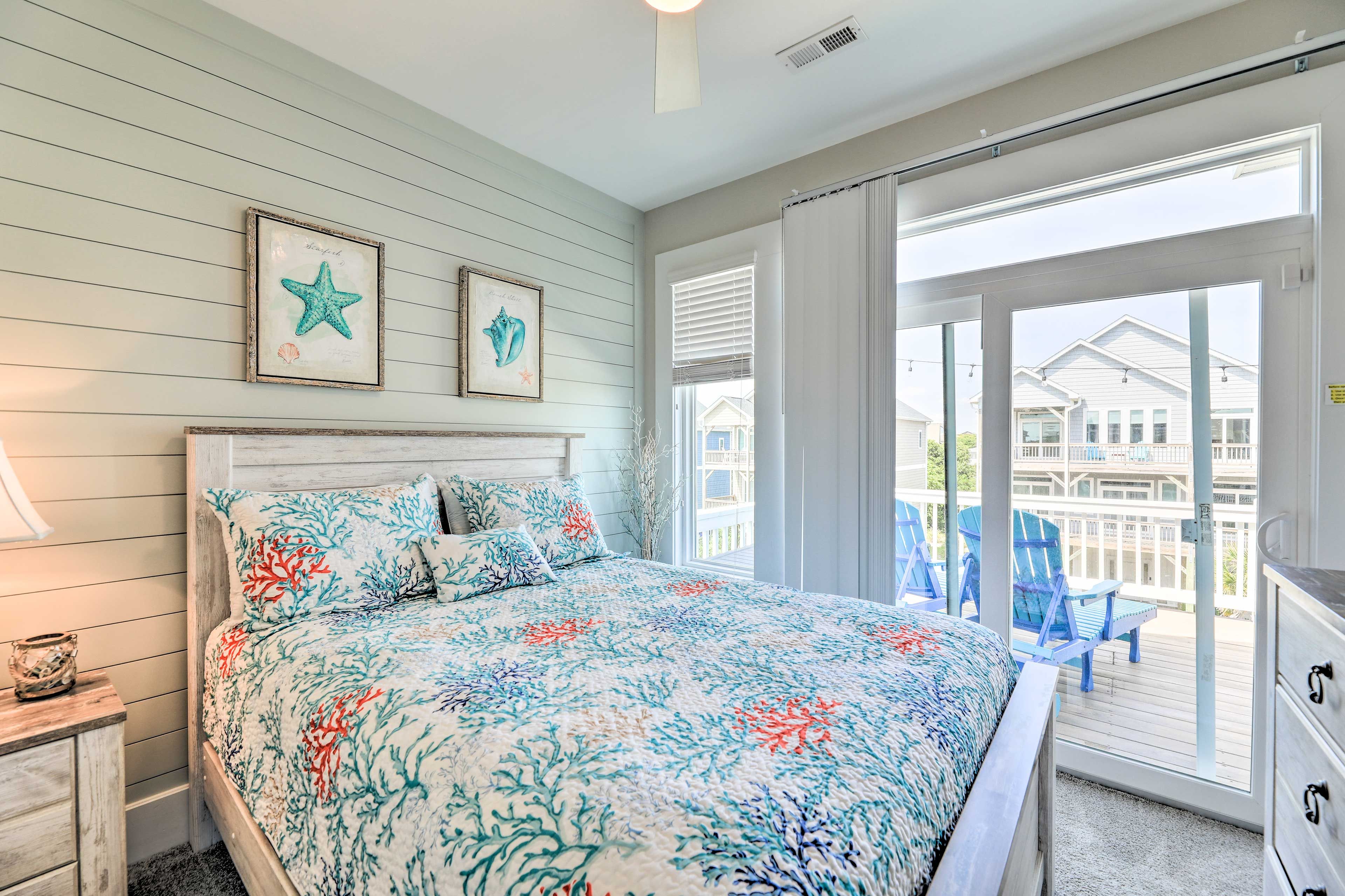 Bedroom 2 | Queen Bed