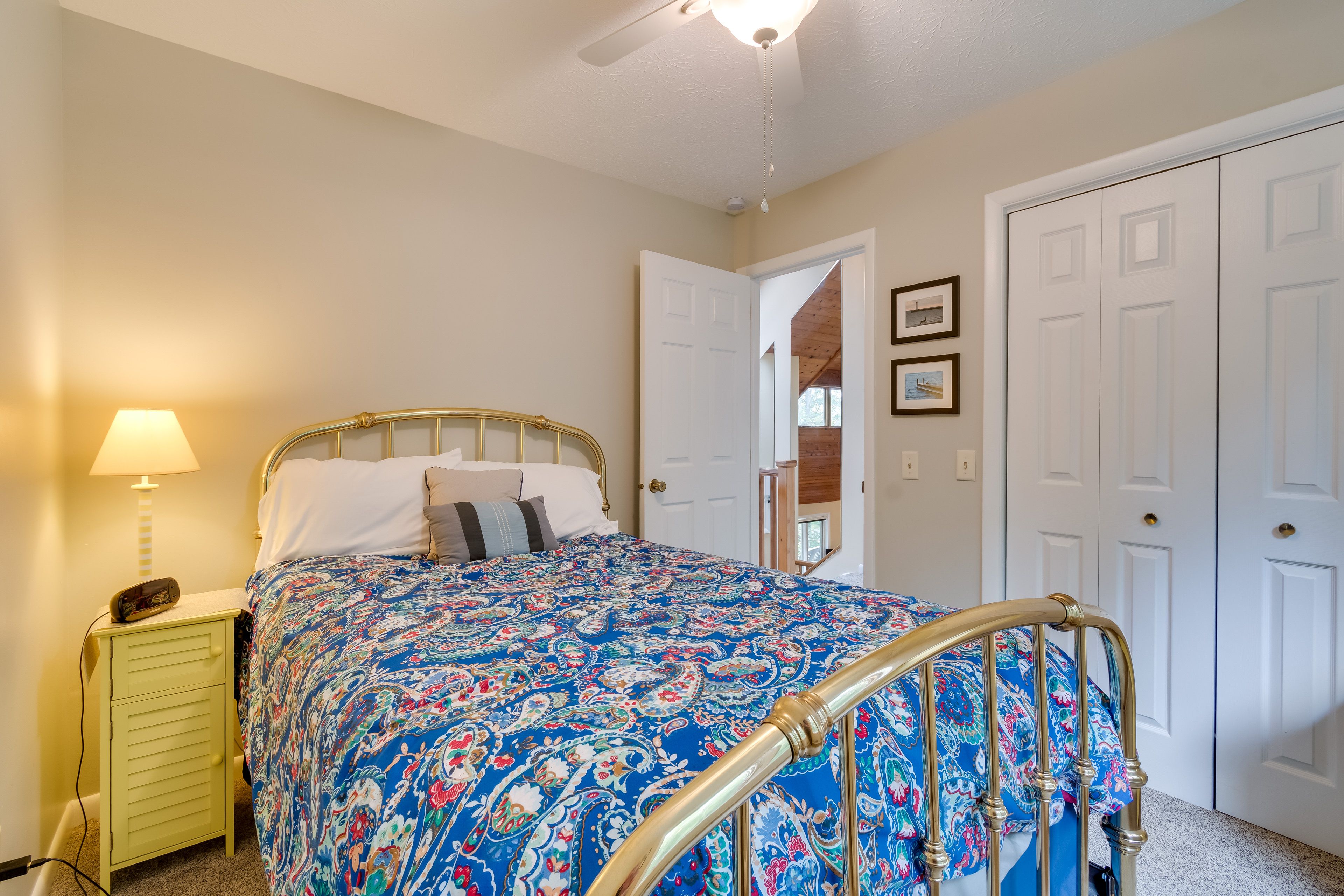 Bedroom 2 | Queen Bed | 2nd Floor