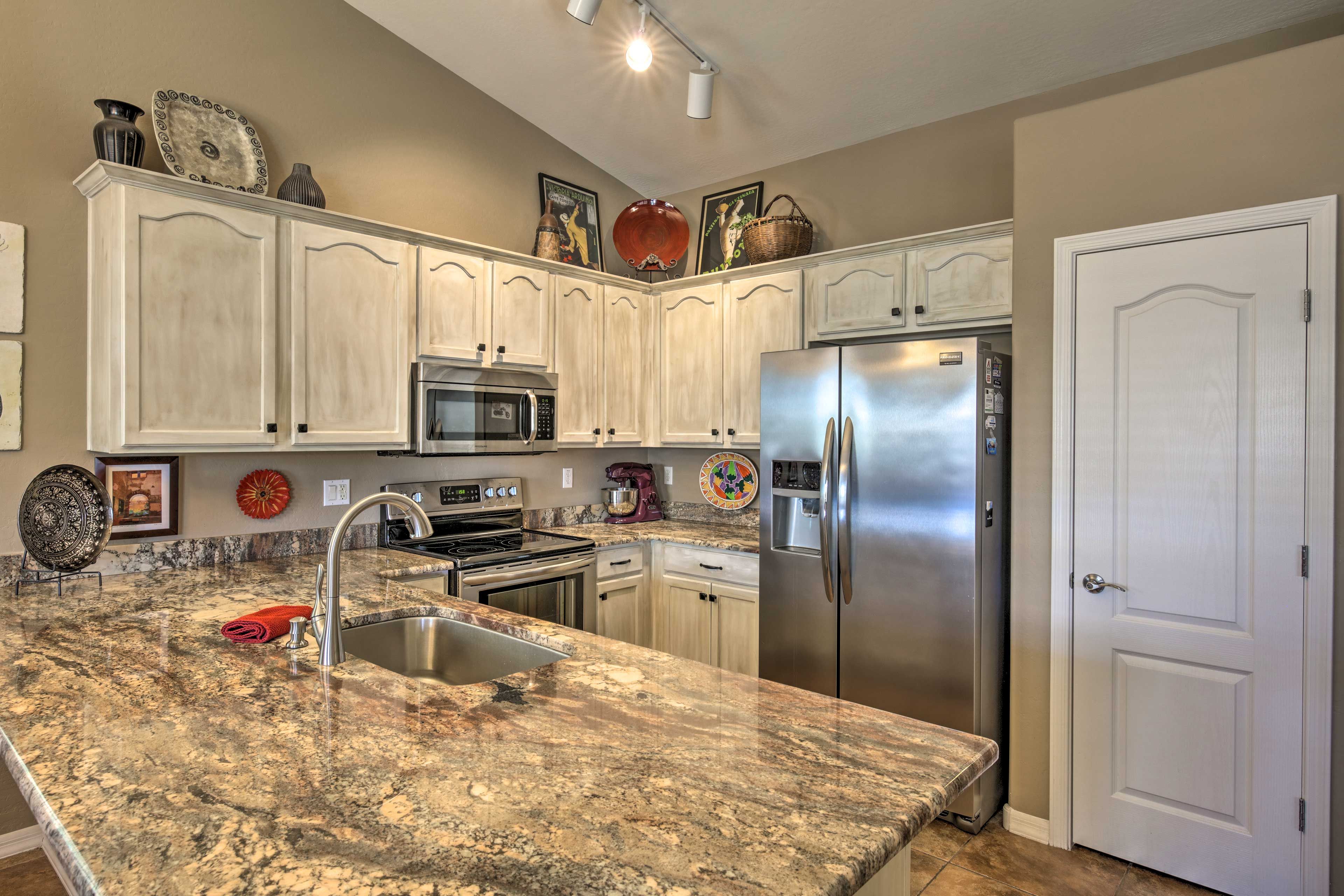 Kitchen | Fully Equipped