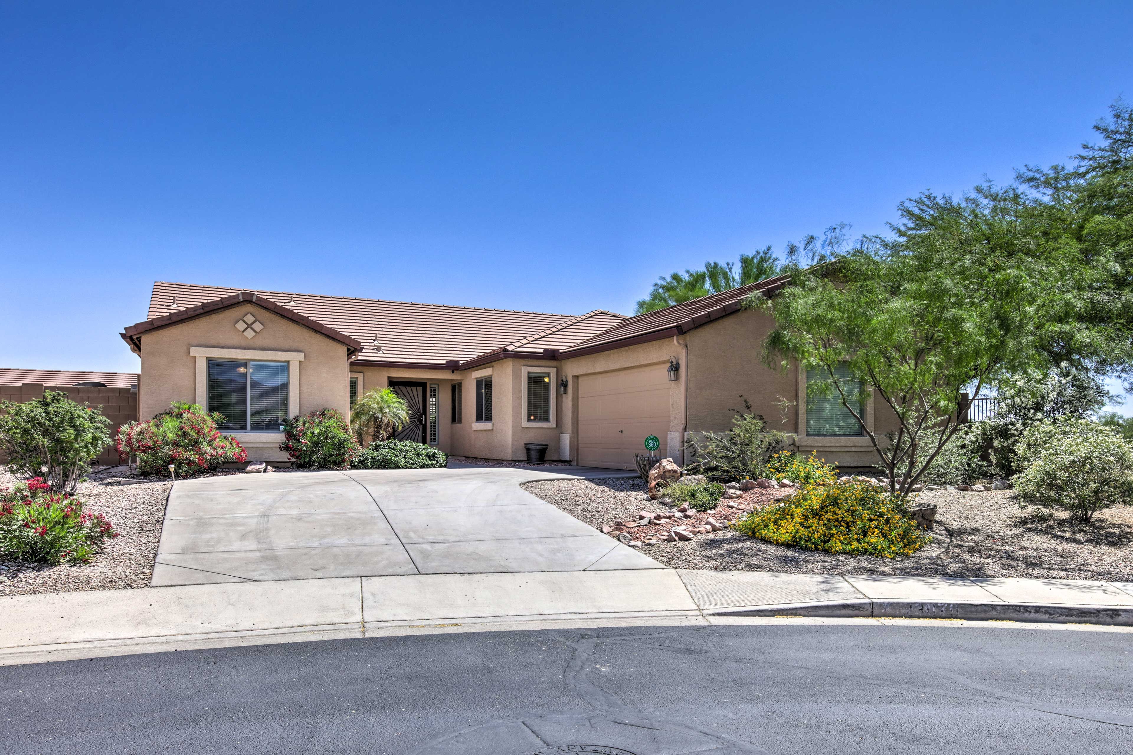 Home Exterior | 2,000 Sq Ft