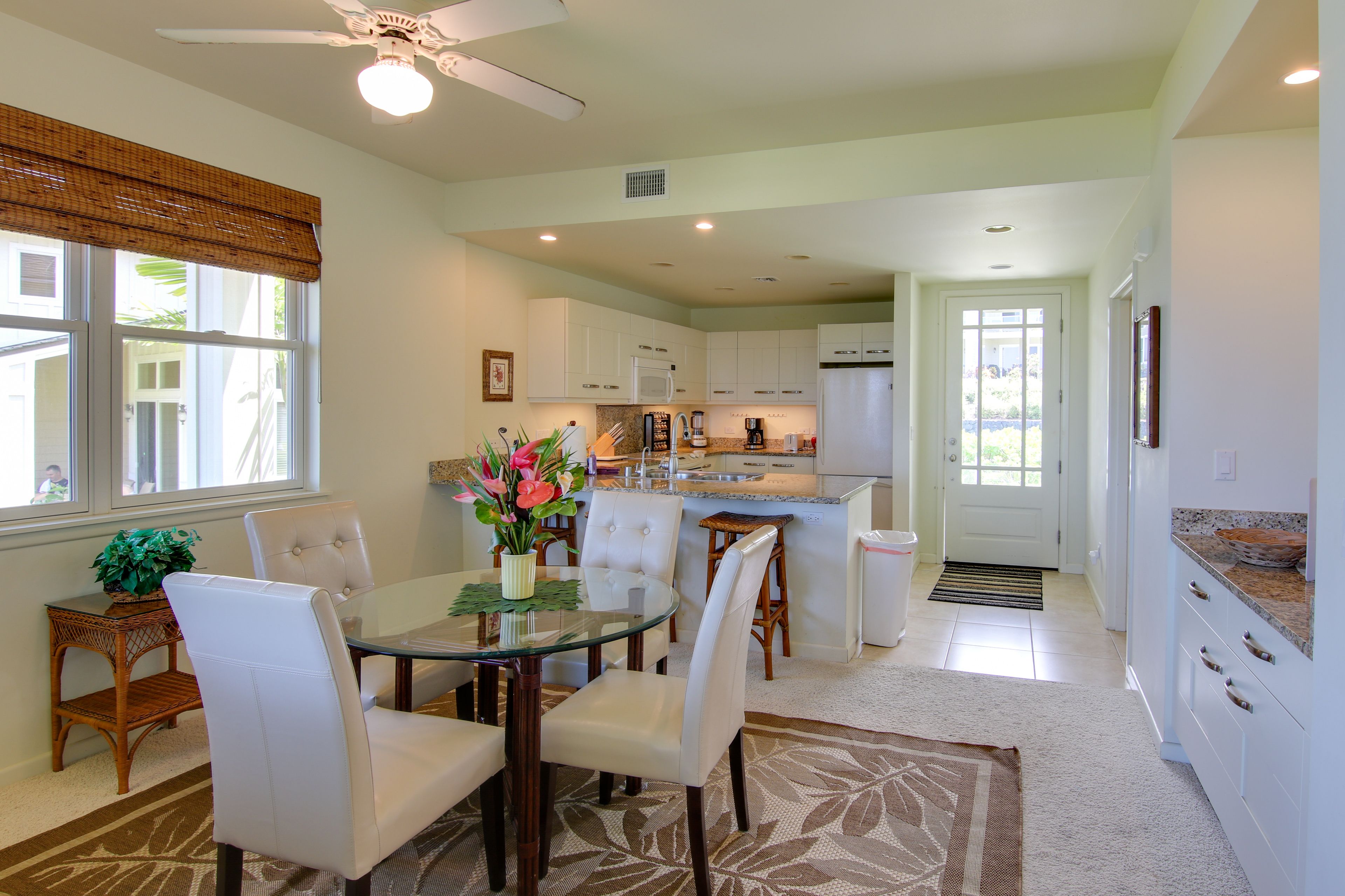Dining Space | Dishware/Flatware