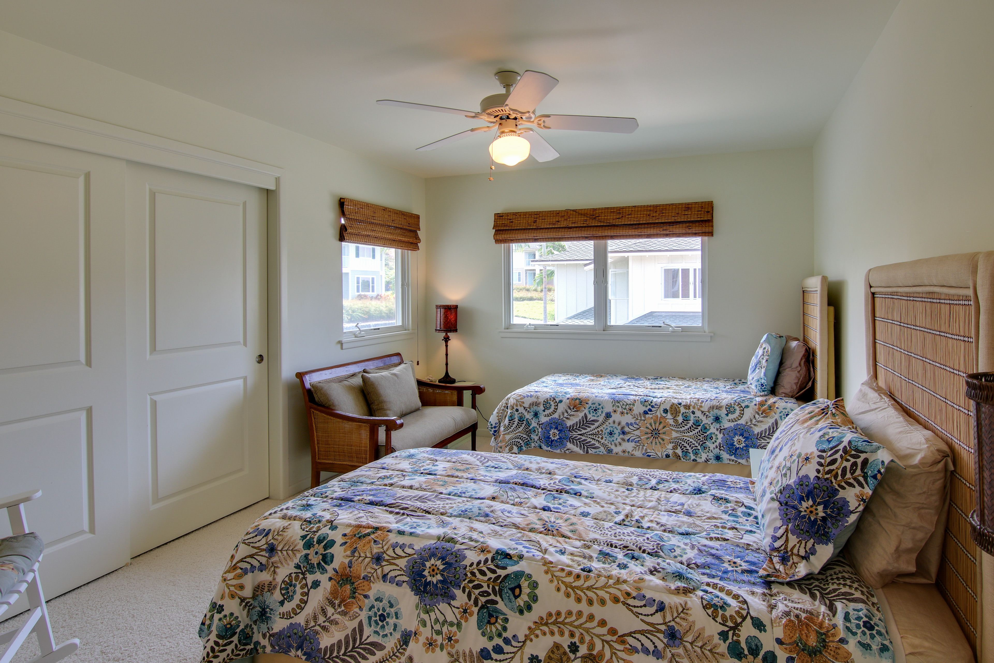 Bedroom 2 | Queen Aero Bed | 2 Twin Beds