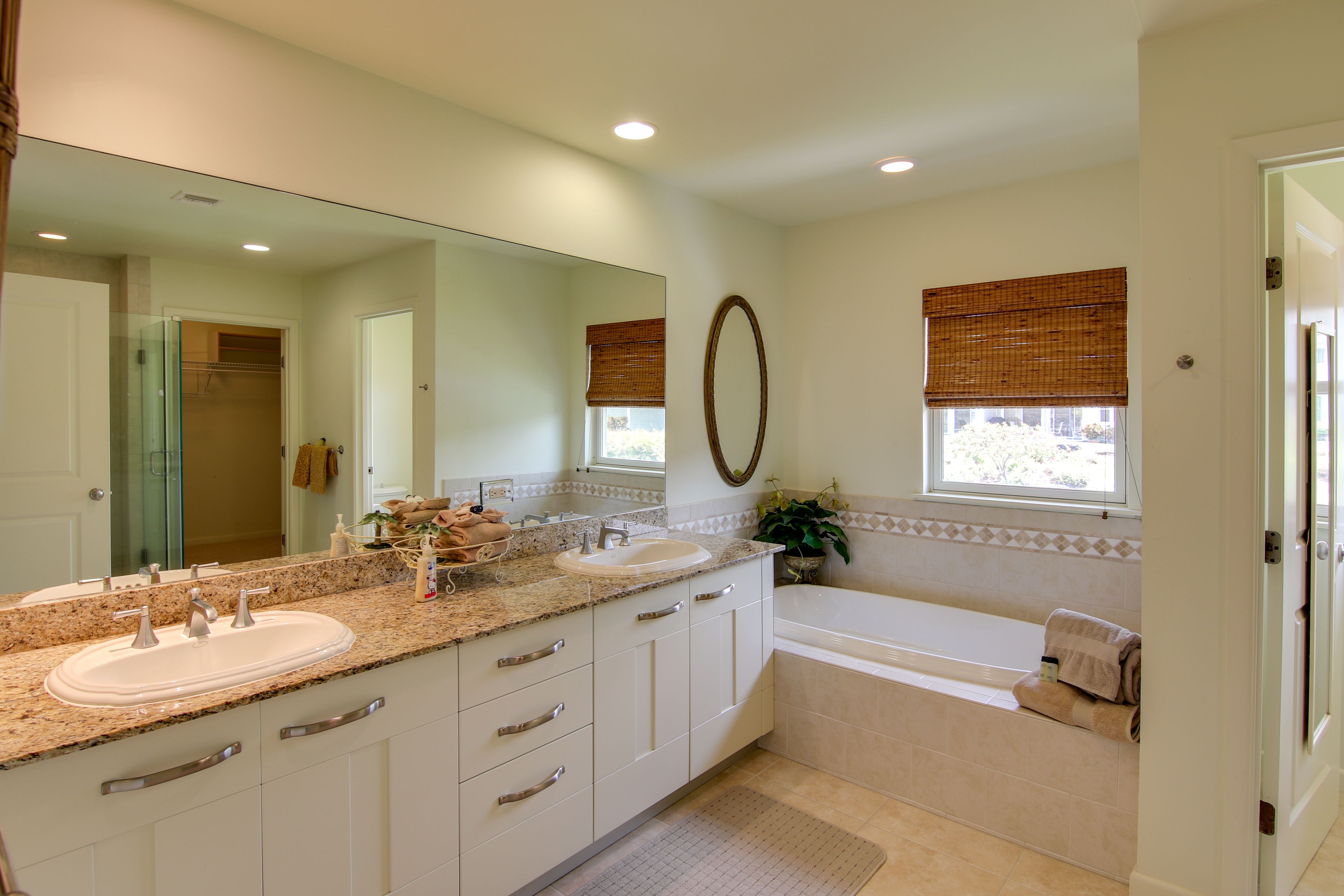 En-Suite Bathroom | Towels Provided