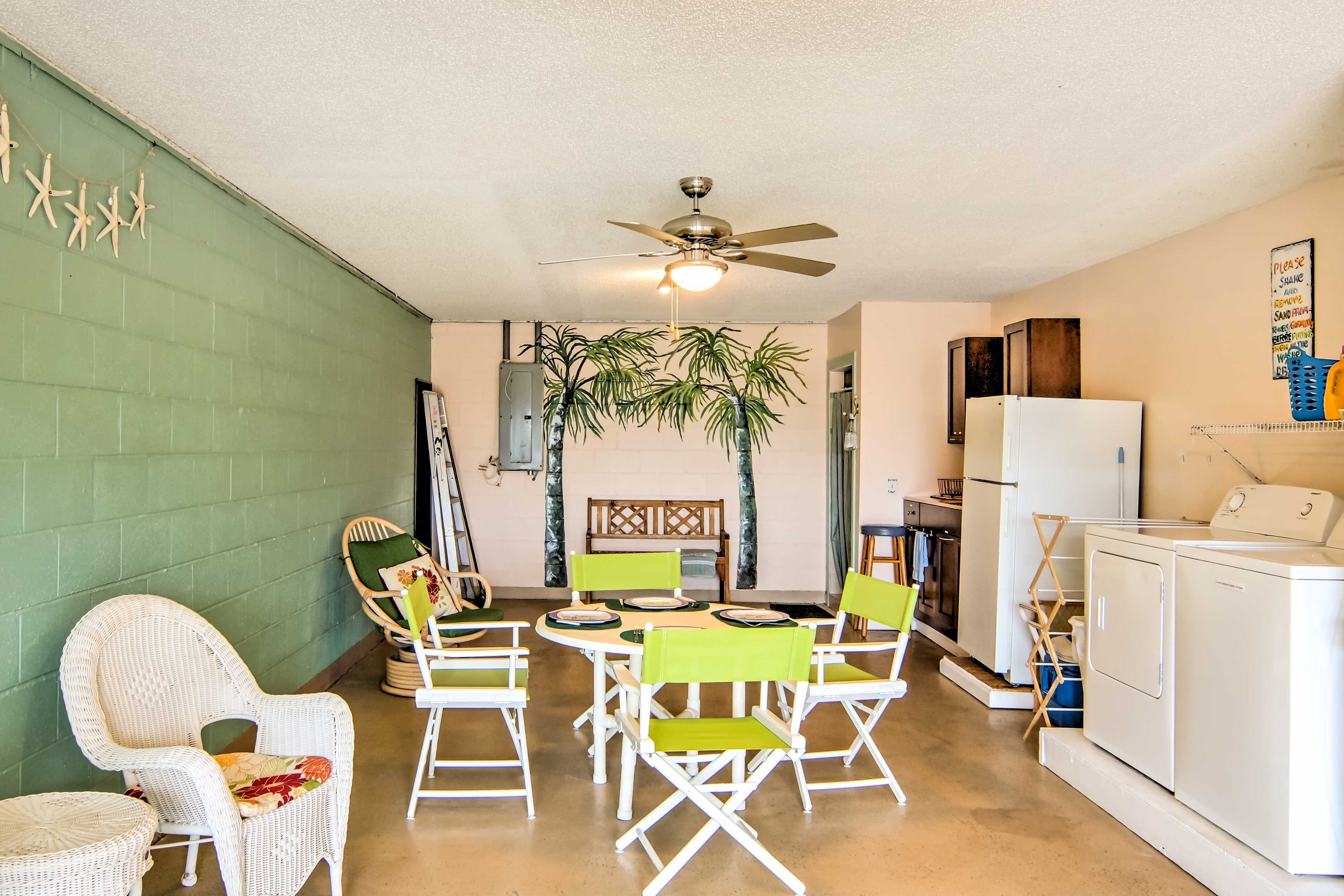 Furnished Garage