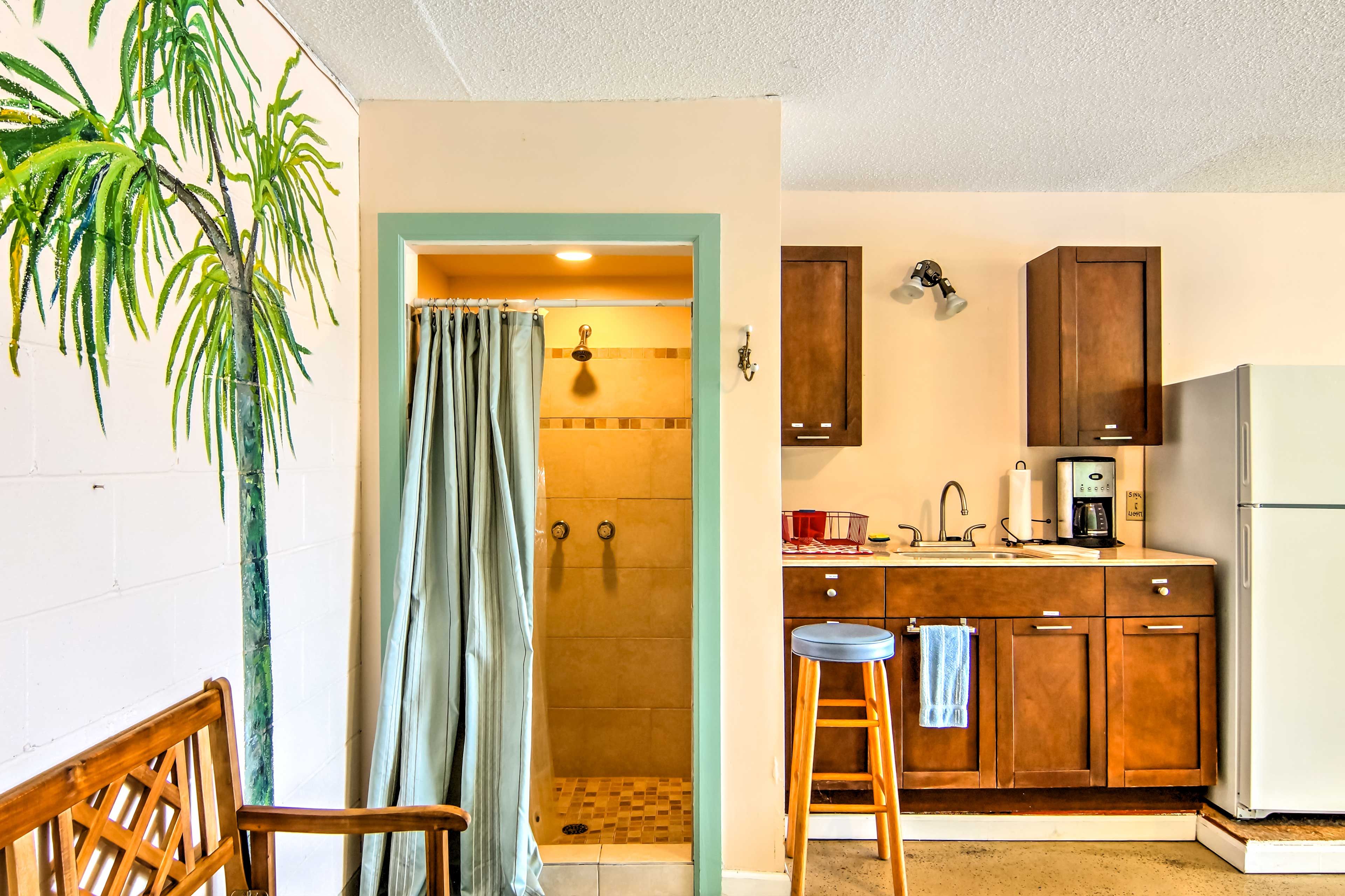 Downstairs Kitchenette & Living Area