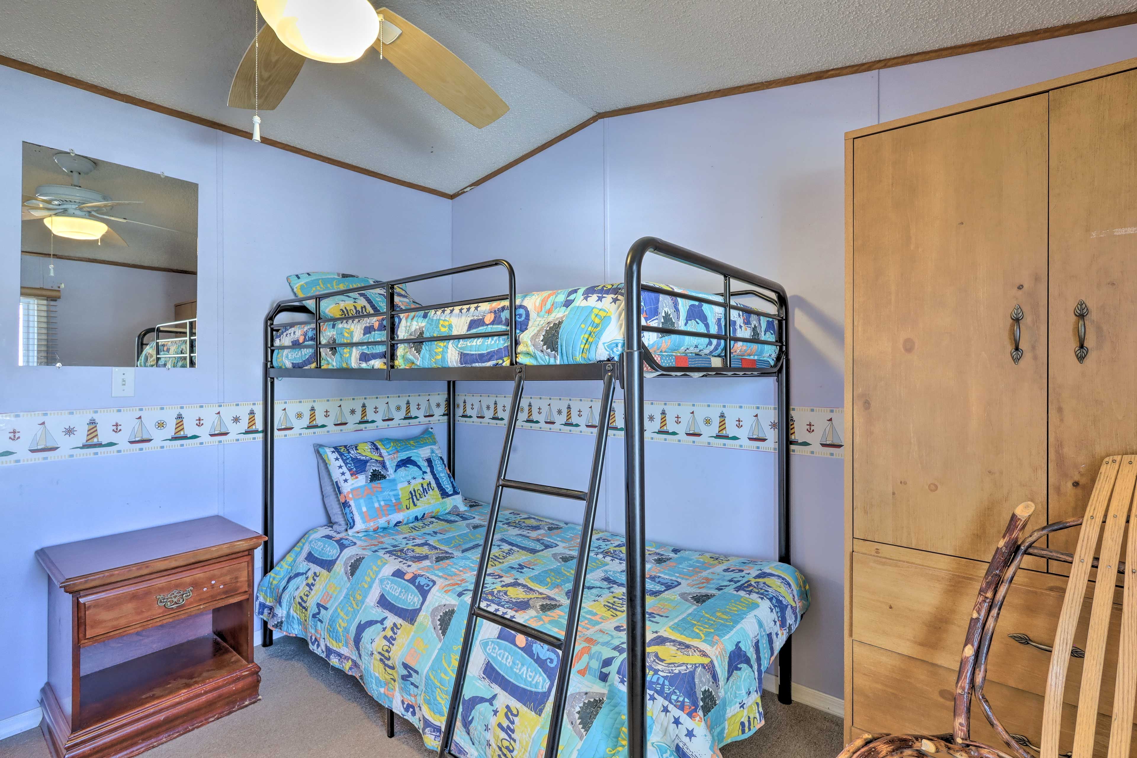 Bedroom | Twin Bunk Bed