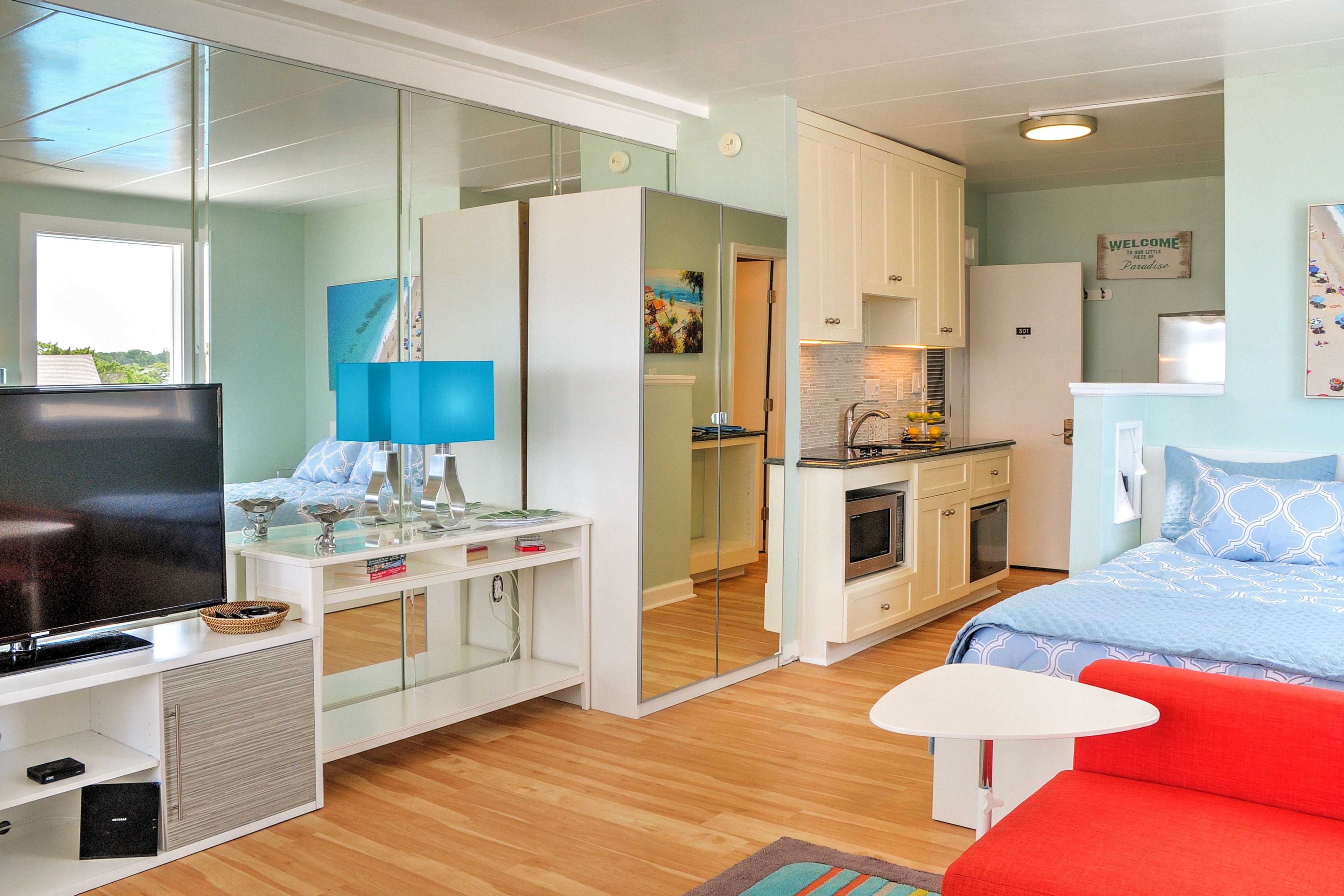 An open floor plan ensures nobody is left out of the conversation.