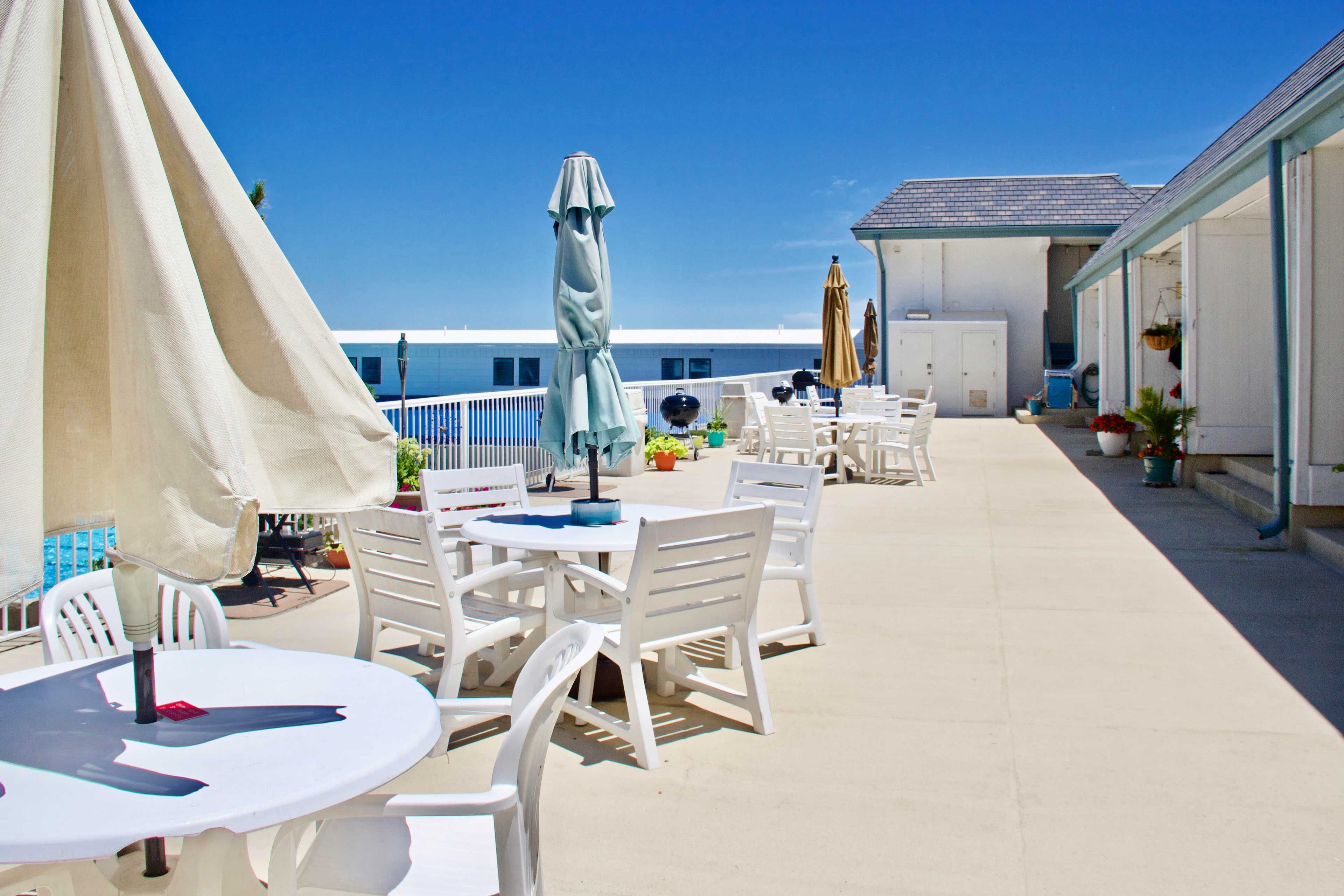 Dine al fresco!