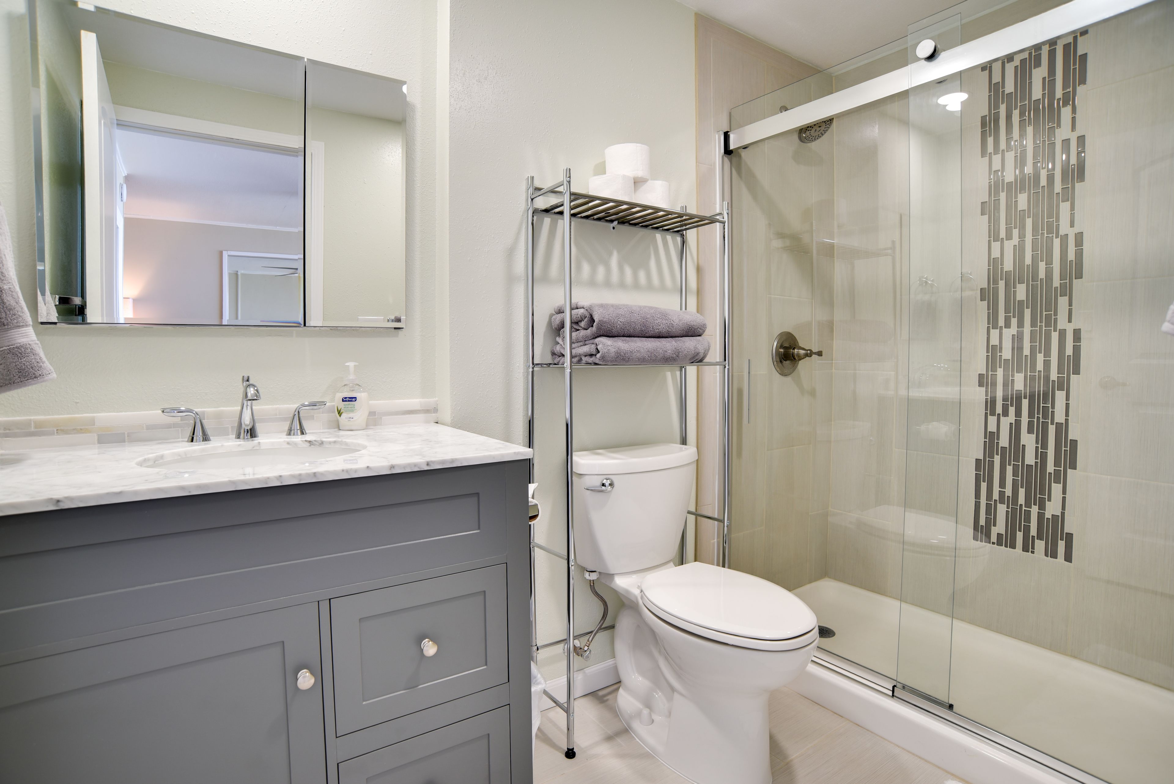 Full Bathroom | Walk-In Shower