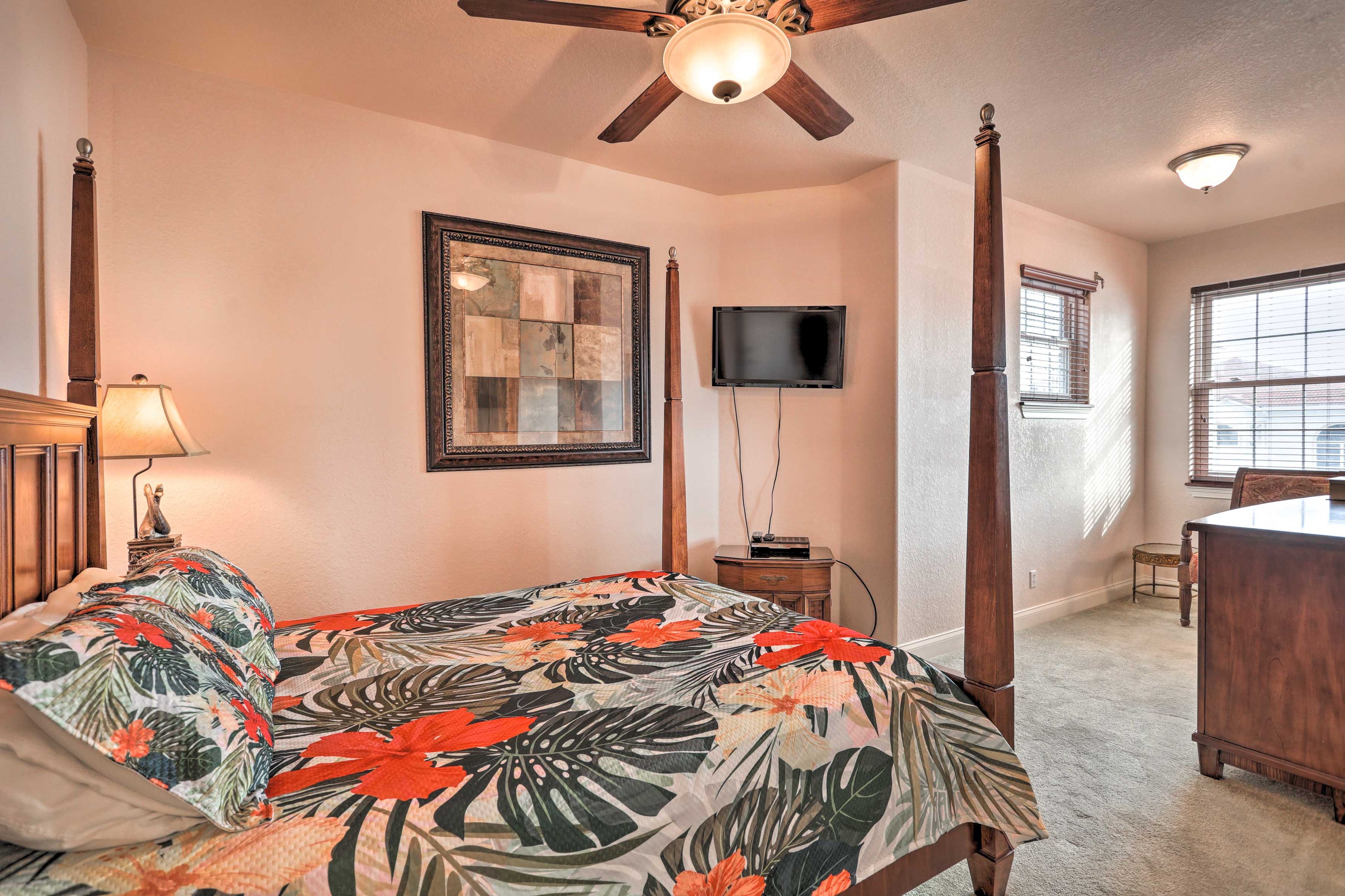 Bedroom 3 | King Bed