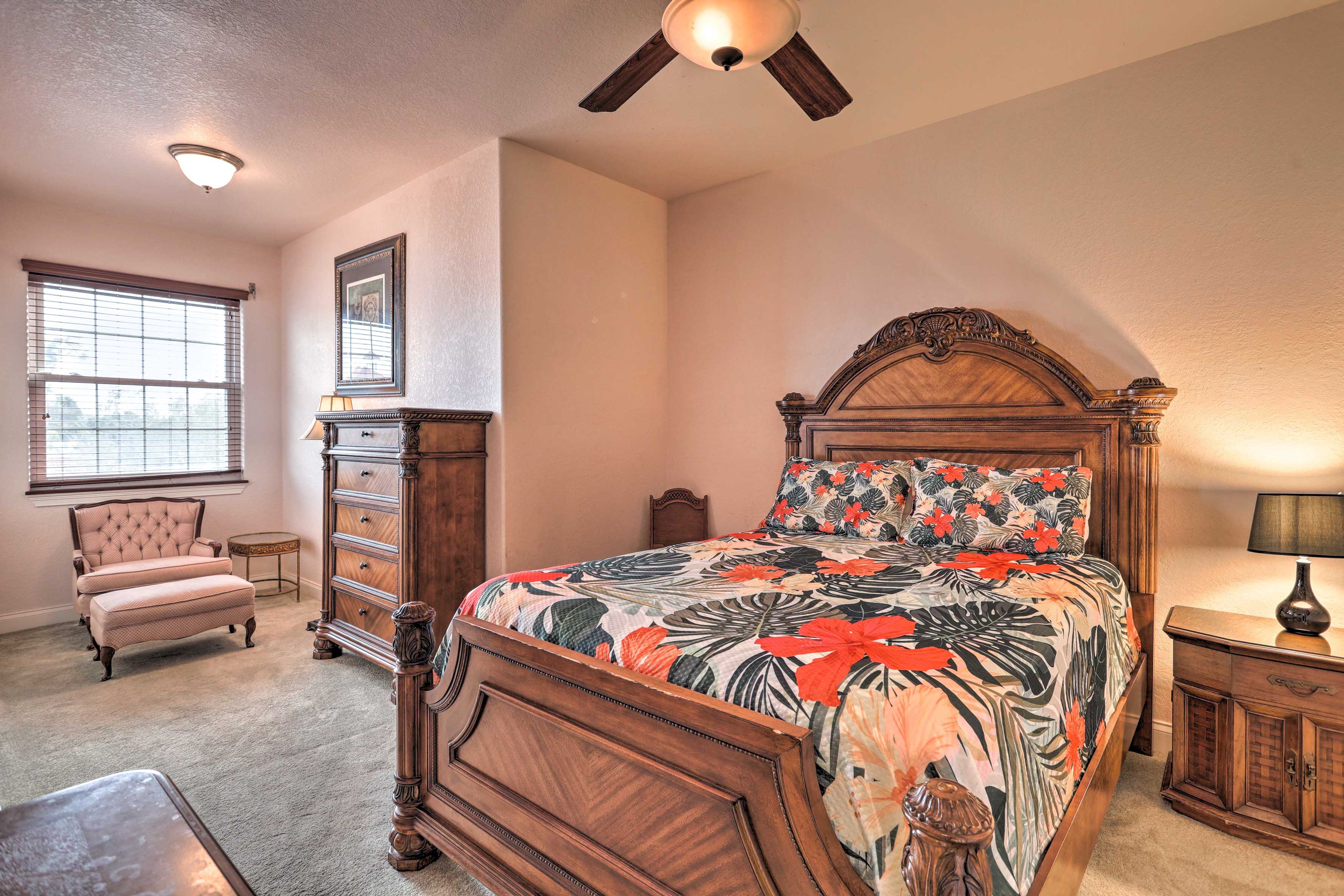 Bedroom 4 | King Bed