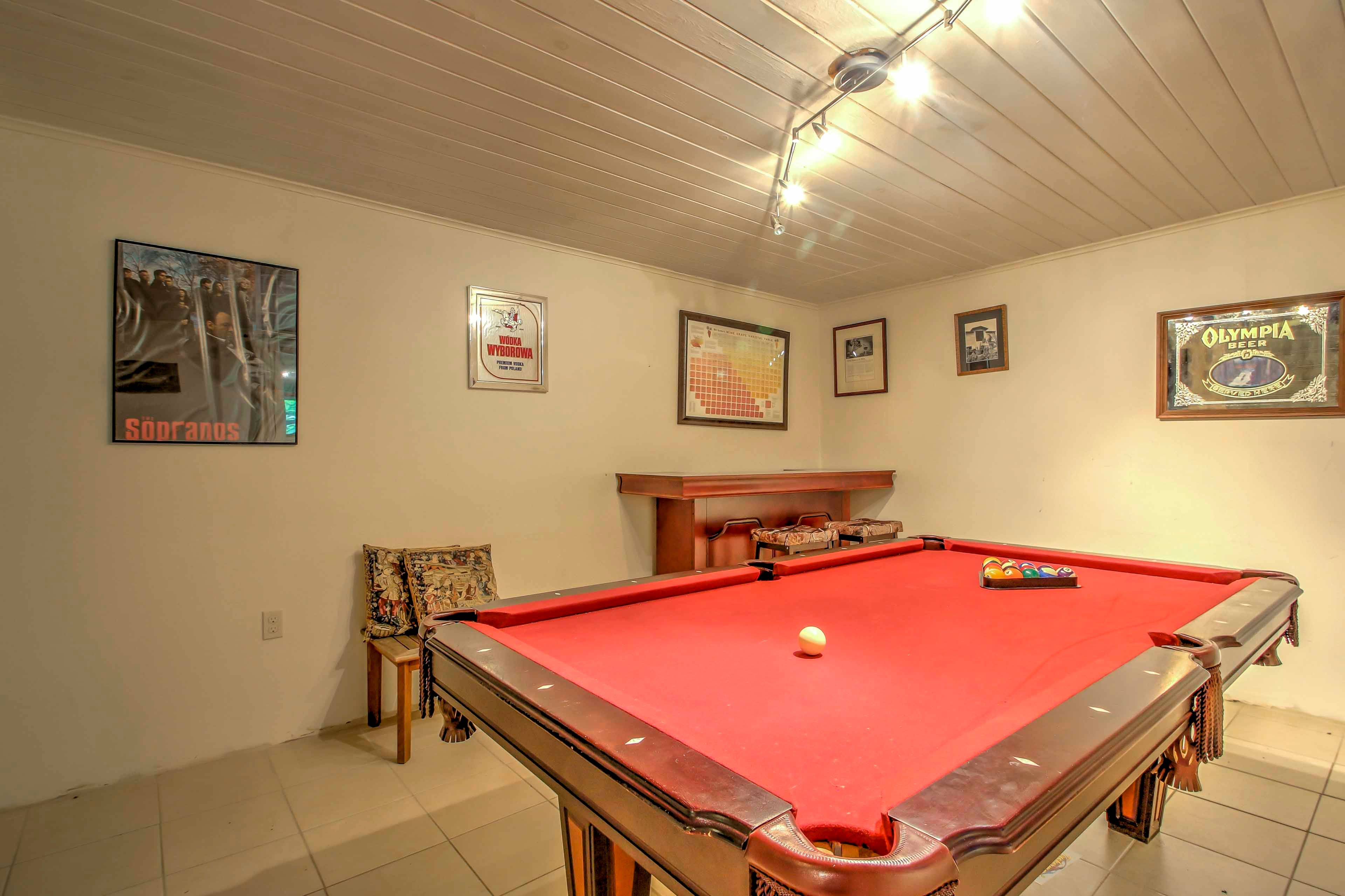 Game Room | Pool Table | Ping Pong Table | Foosball Table