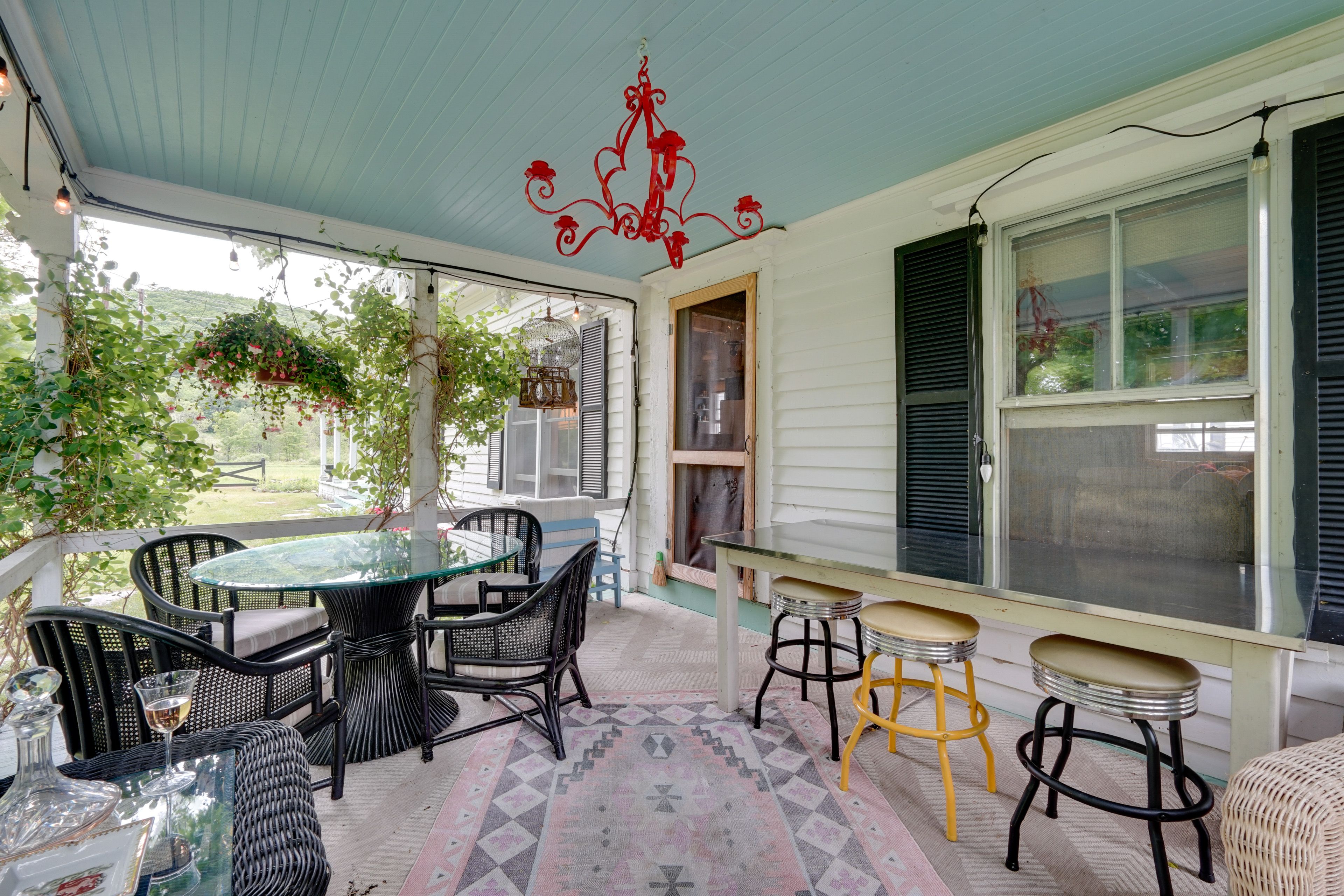 Covered Patio | Outdoor Dining