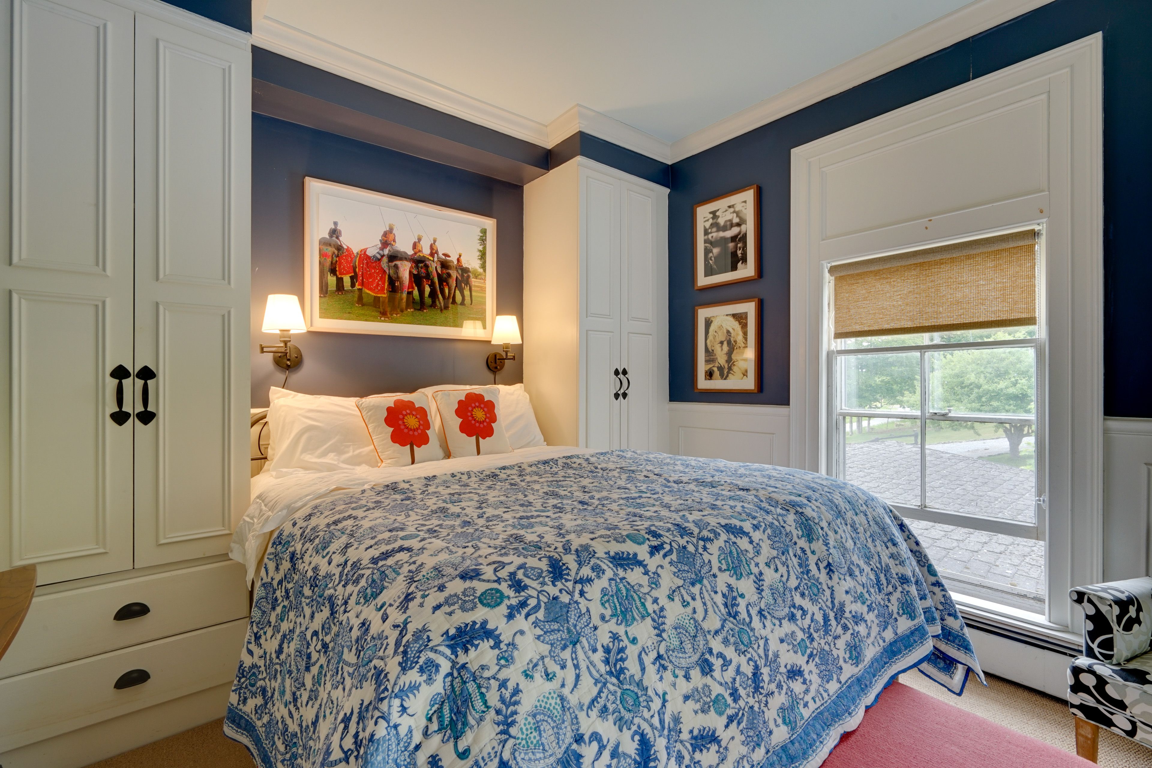 Bedroom 1 | King Bed | Linens Provided