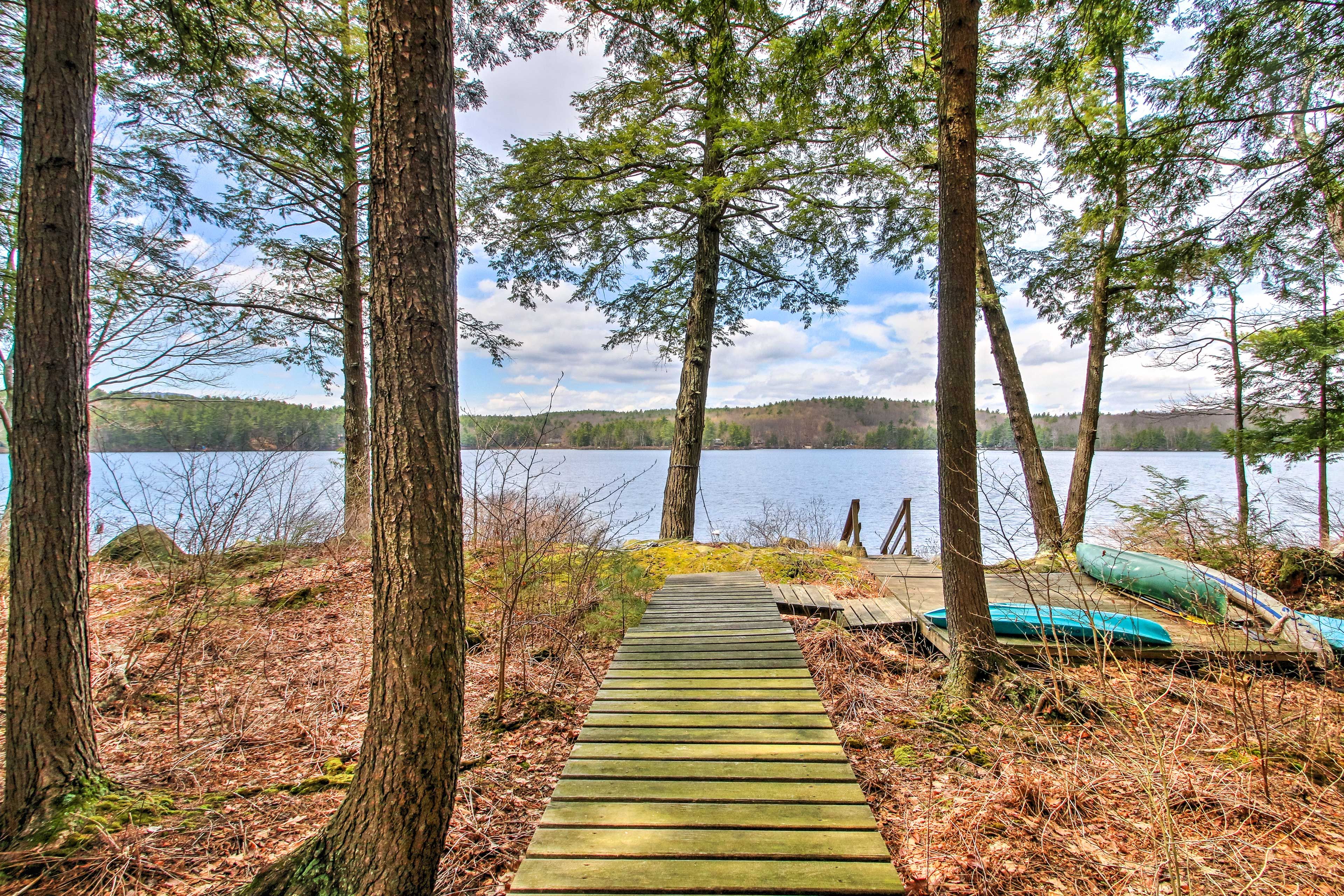 Francestown Vacation Rental | 4BR | 2BA | 2,000 Sq Ft | Stairs Required