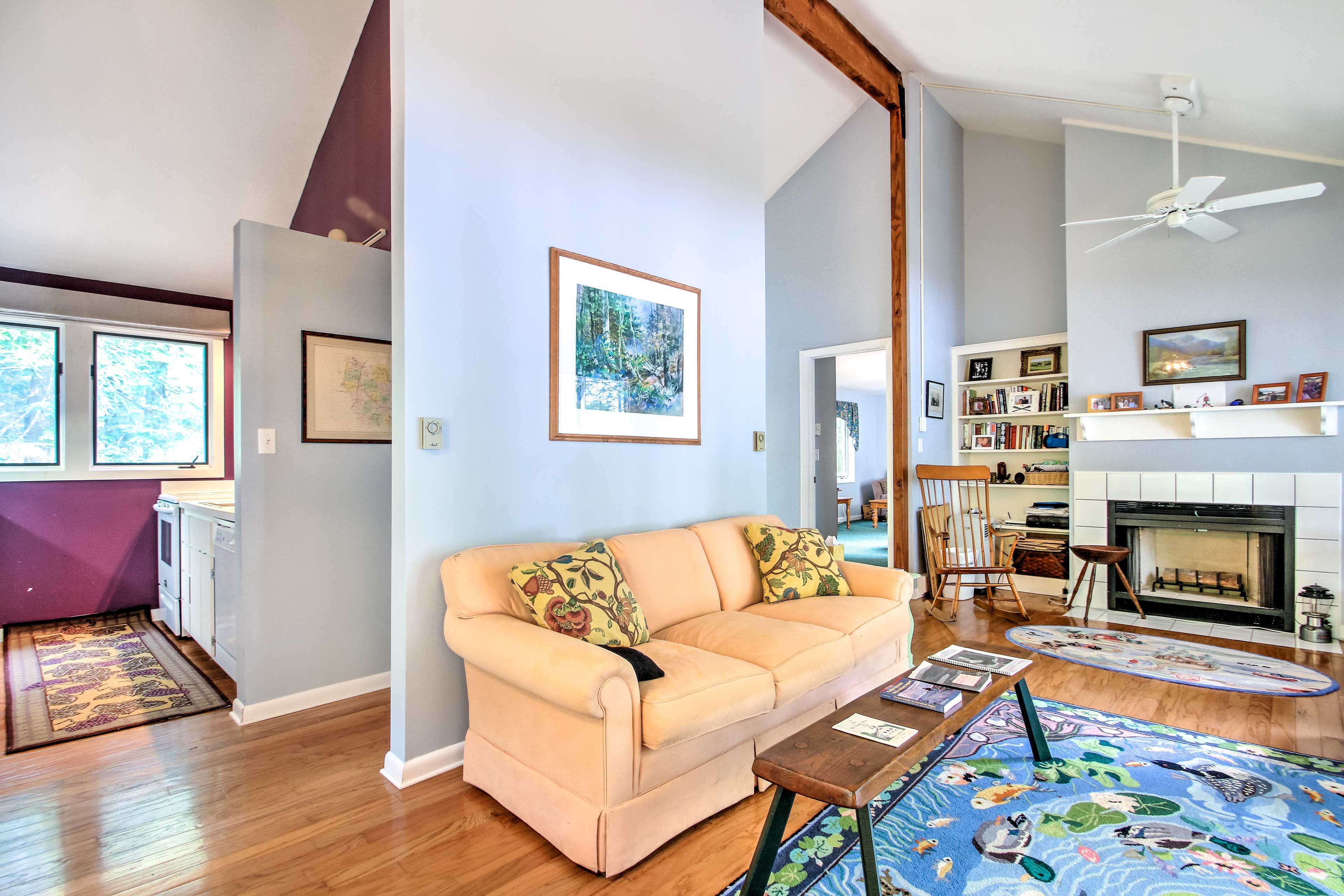 Main Living Space | Free WiFi | Central Heat & A/C | Smart TV