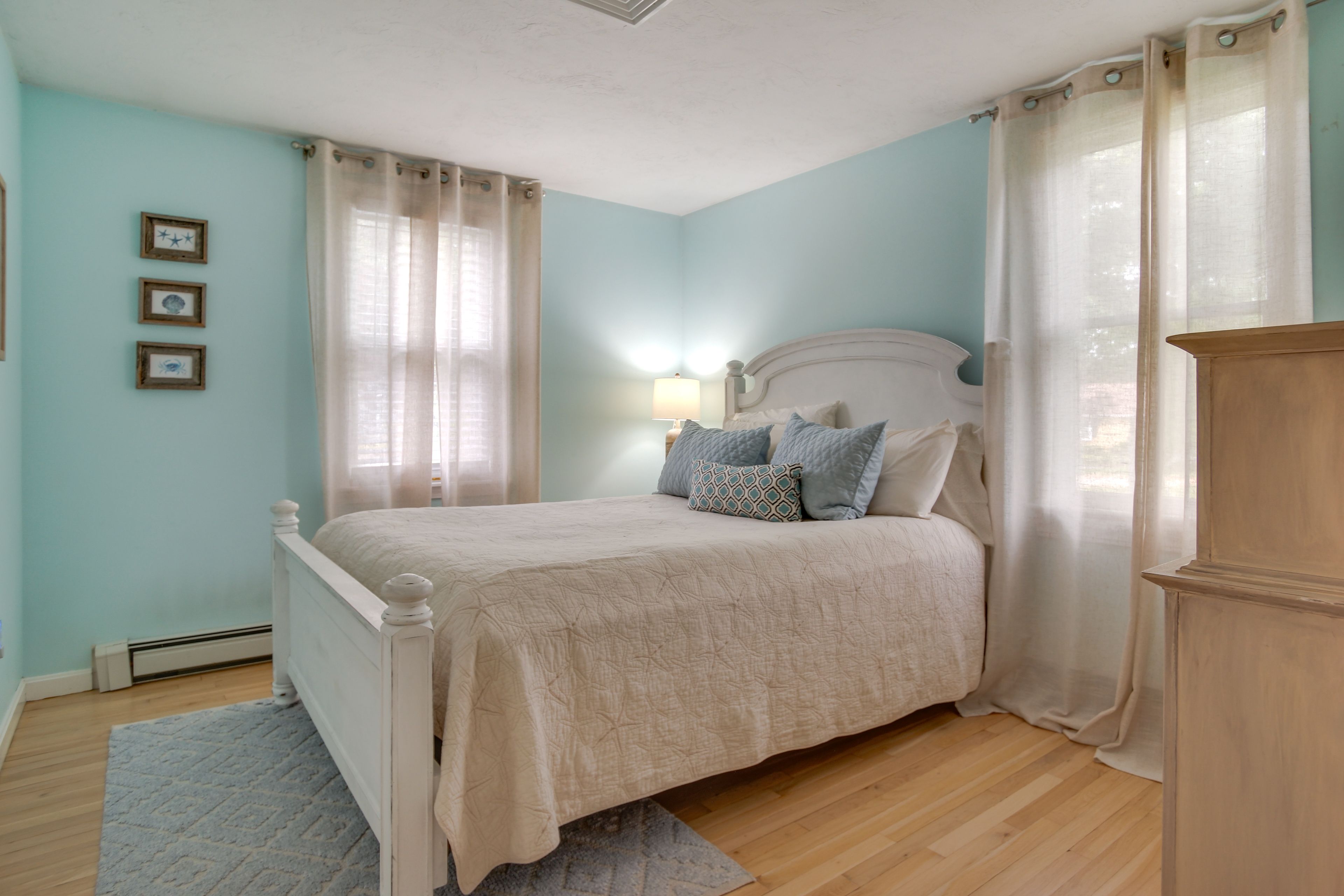 Bedroom 2 | Queen Bed
