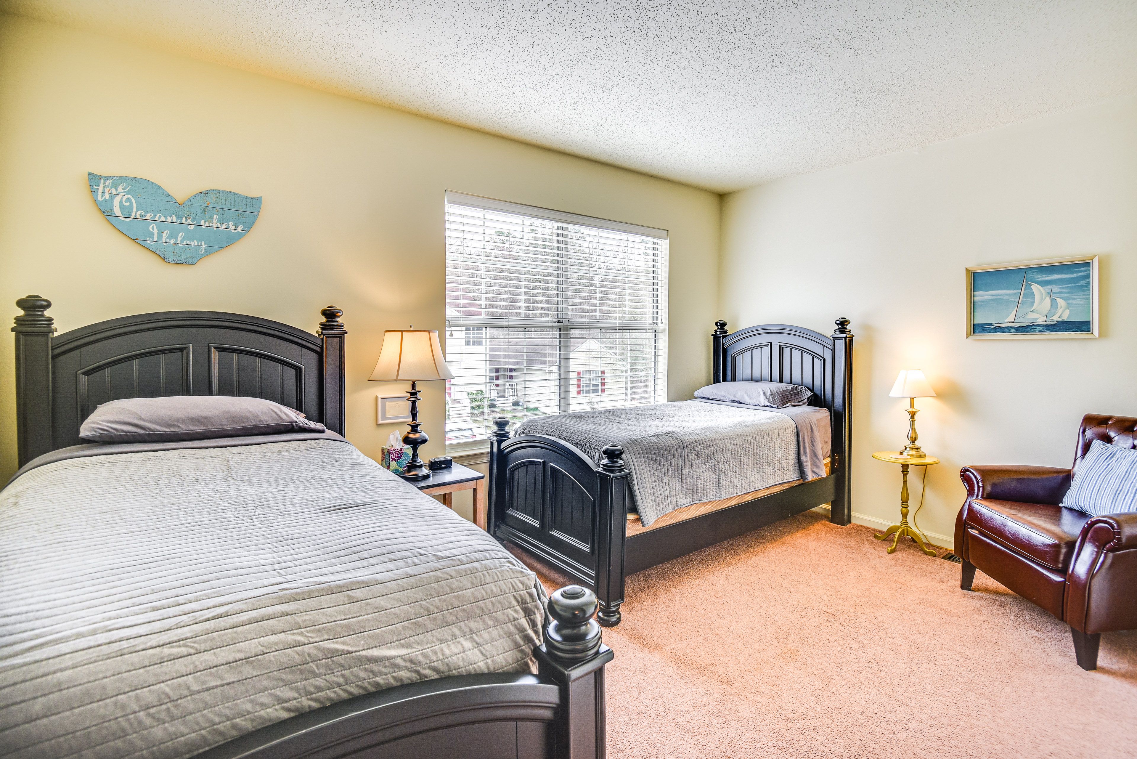 Bedroom 2 | 2 Twin Beds