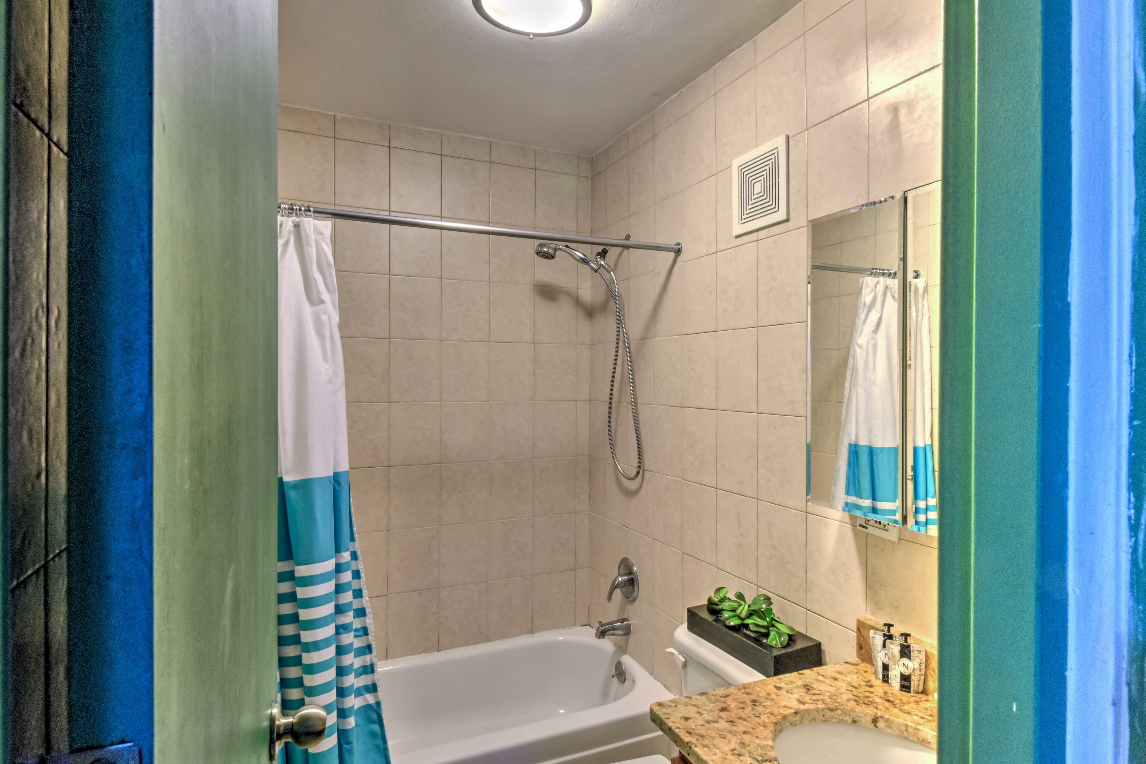 Full Bathroom