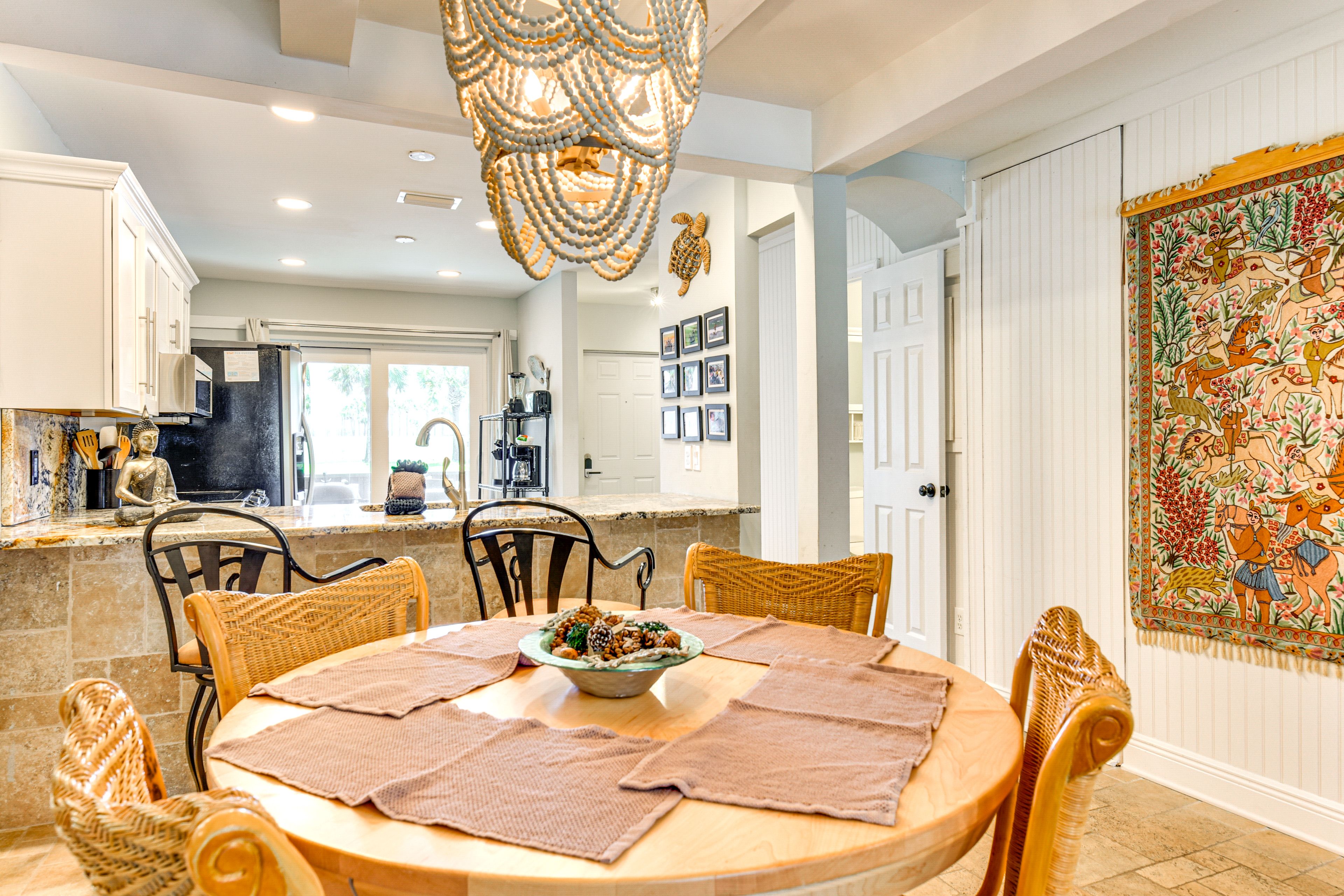 Dining Area | 1st Floor