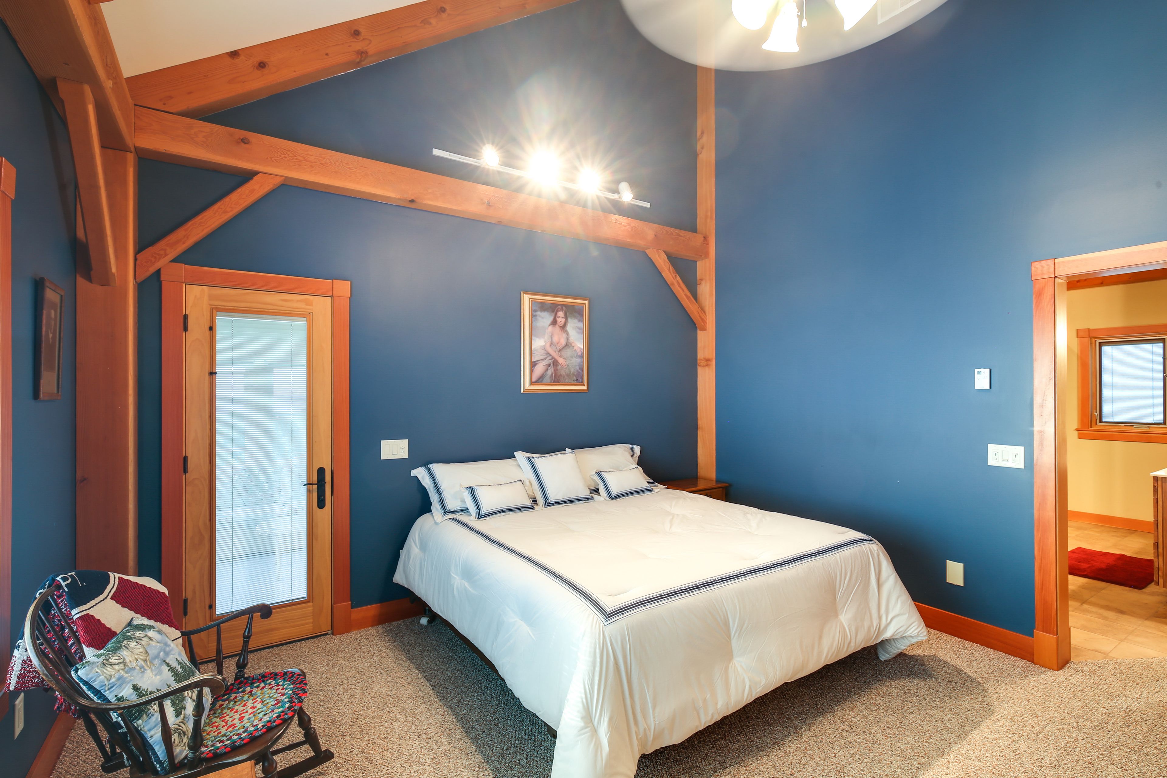 Bedroom 1 | King Bed | Linens Provided