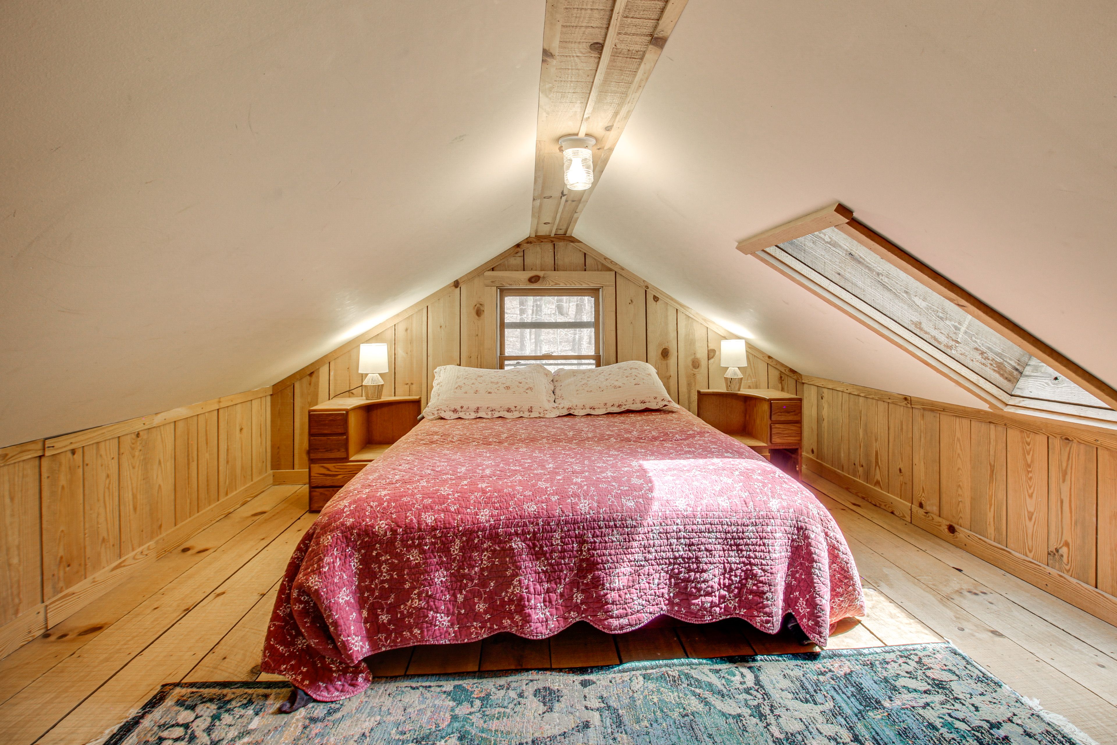 Loft | Accessible By Stairs | 2 Queen Beds | 3rd Floor