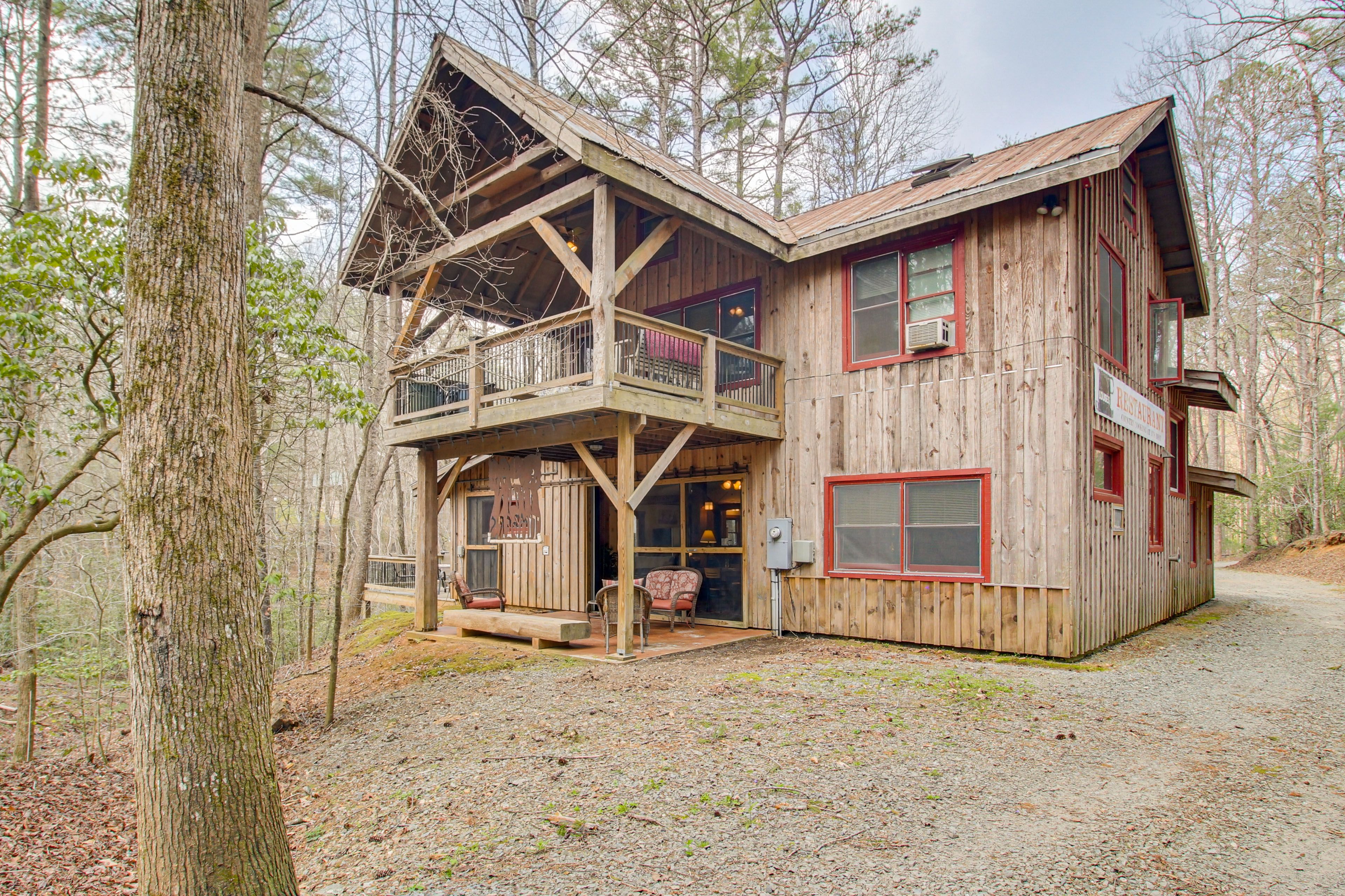 Home Exterior | Gravel Driveway Parking