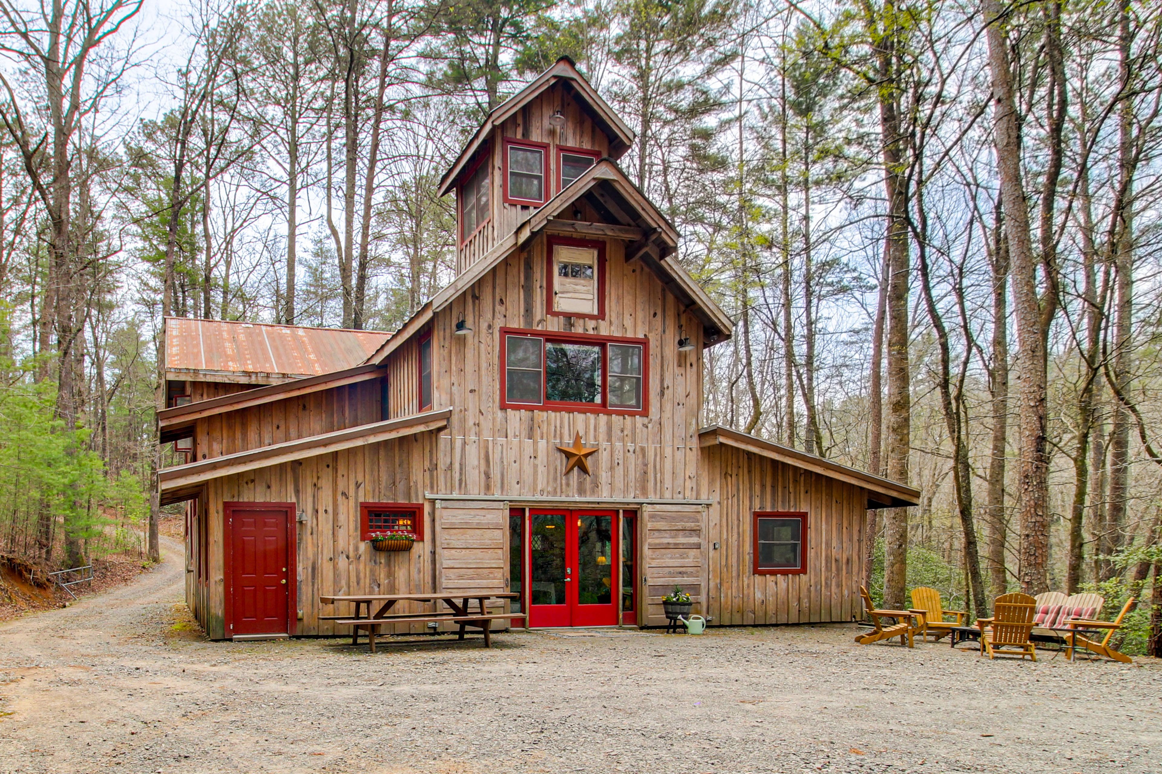 '7 Timbers' Vacation Rental Cabin | 3BR | 2BA | Step-Free Entry